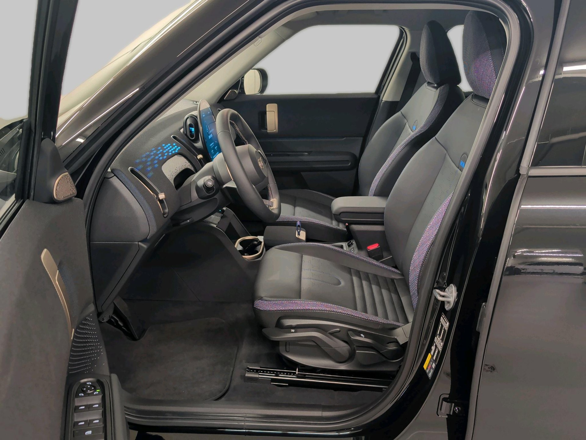 MINI Countryman E-image-13