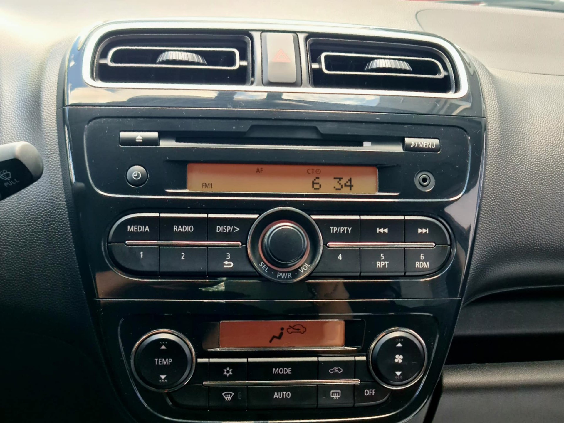 MITSUBISHI Attrage 1.2 Style CVT-image-19