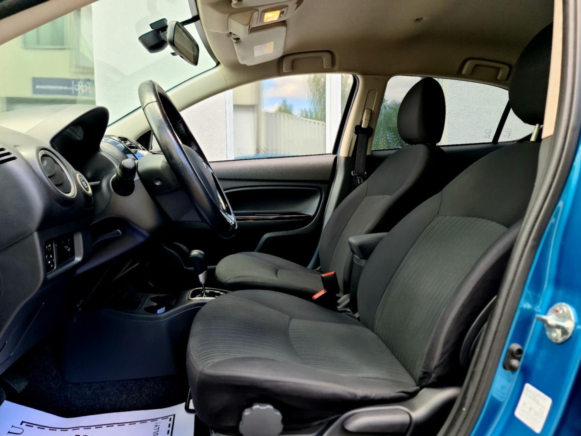 MITSUBISHI Attrage 1.2 Style CVT-image-17