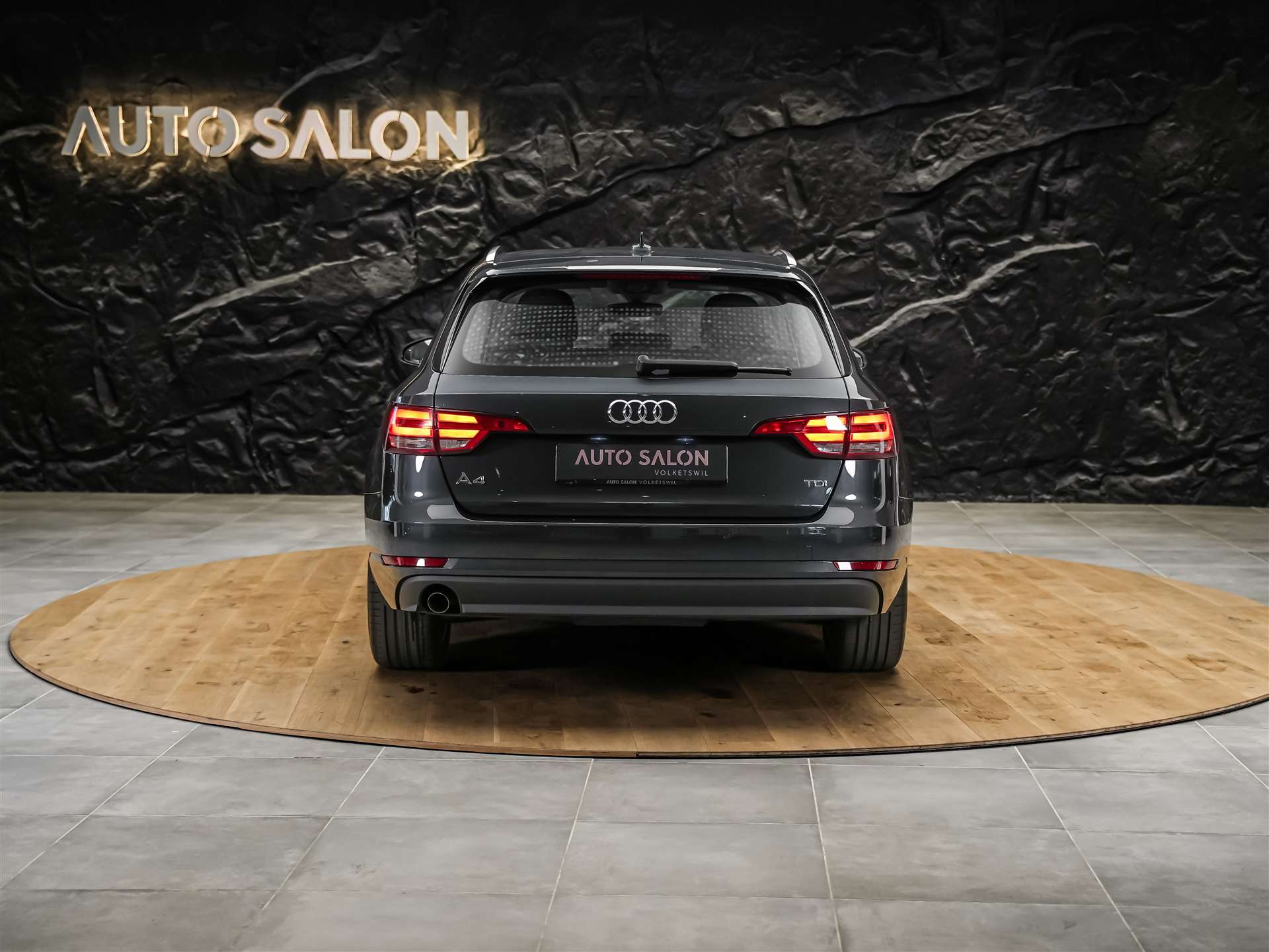AUDI A4 Avant 2.0 TDI S-tronic *CH Auto*Tempomat* Sitzheizung*-image-3