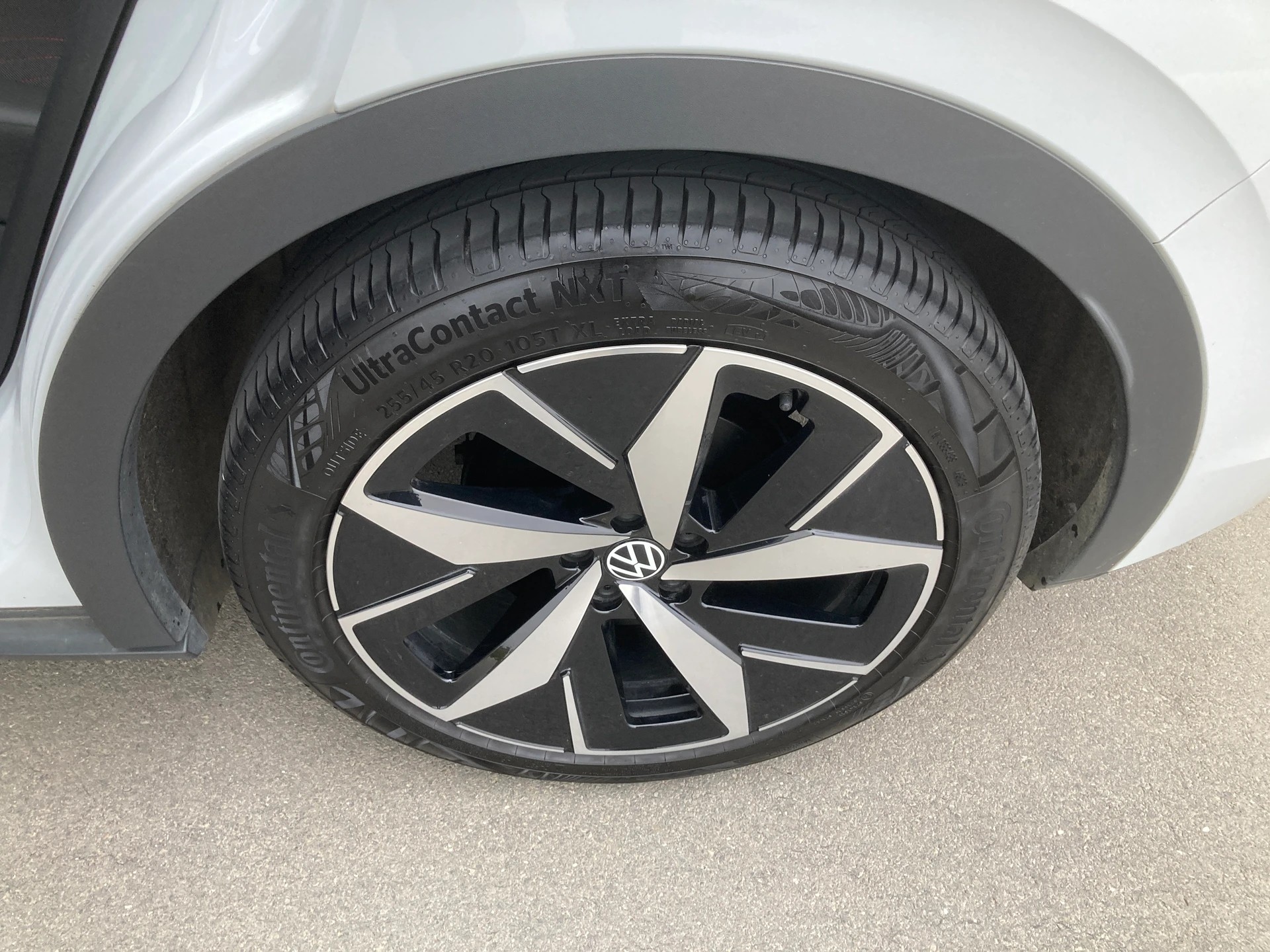 VW ID.4 GTX 77 kWh 4Motion-image-8