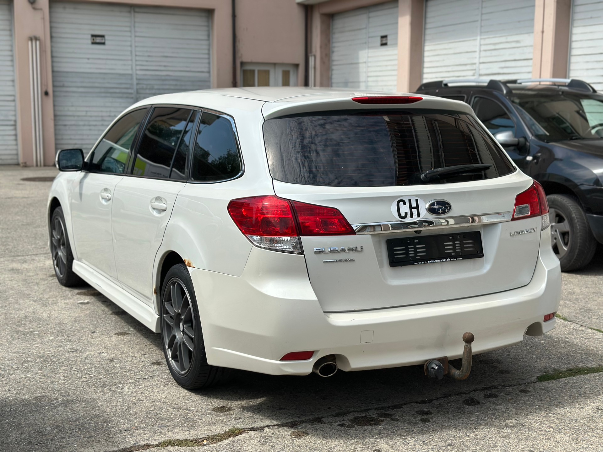 SUBARU Legacy 2.0i Swiss Special AWD-image-3