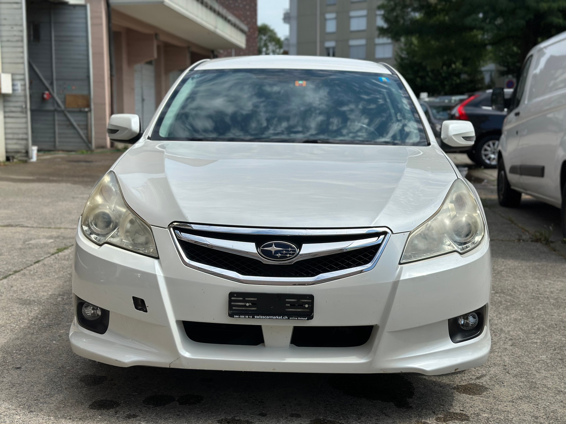 SUBARU Legacy 2.0i Swiss Special AWD-image-0