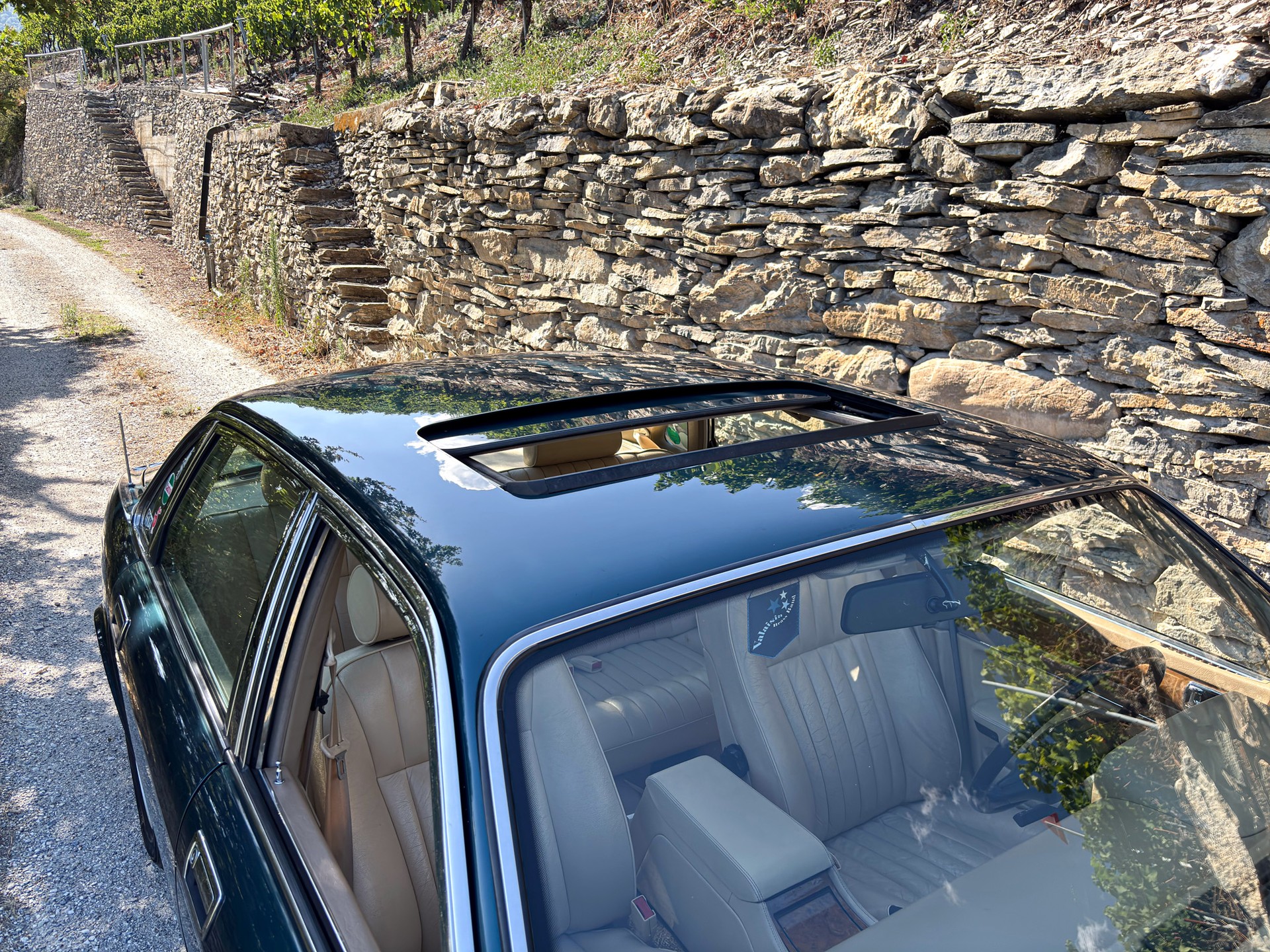 JAGUAR XJ40 4.0 Sovereign-image-6