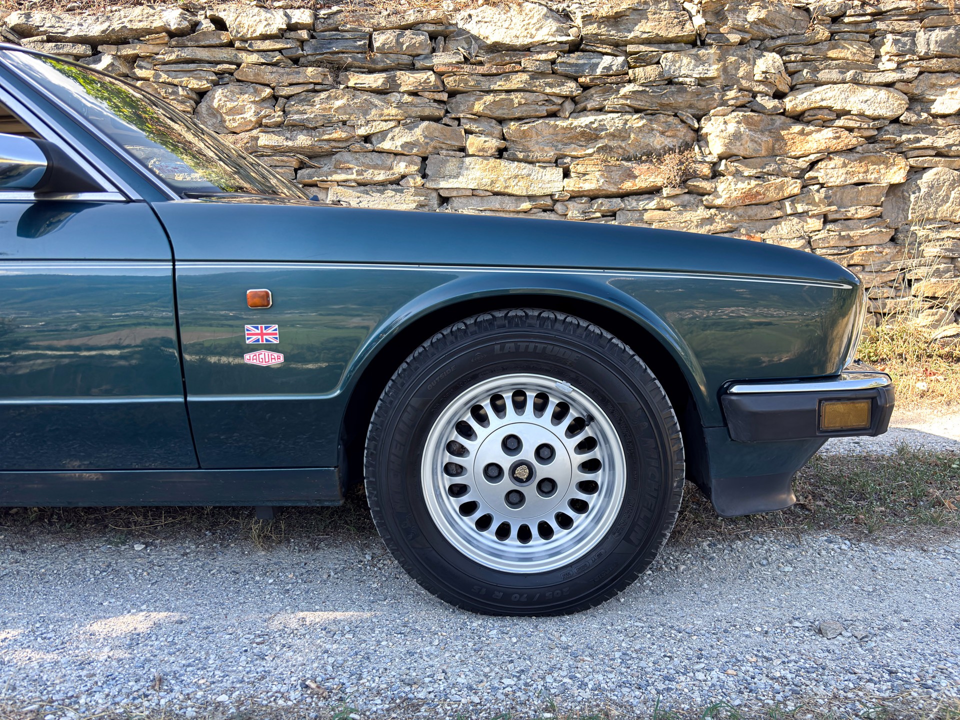 JAGUAR XJ40 4.0 Sovereign-image-7