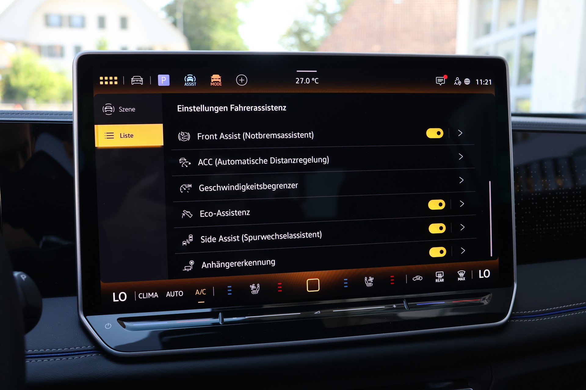 VW Tiguan 2.0 TSI DSG R-Line 4Motion (CH) + 2.3T AHK *BlackStyle*-image-28