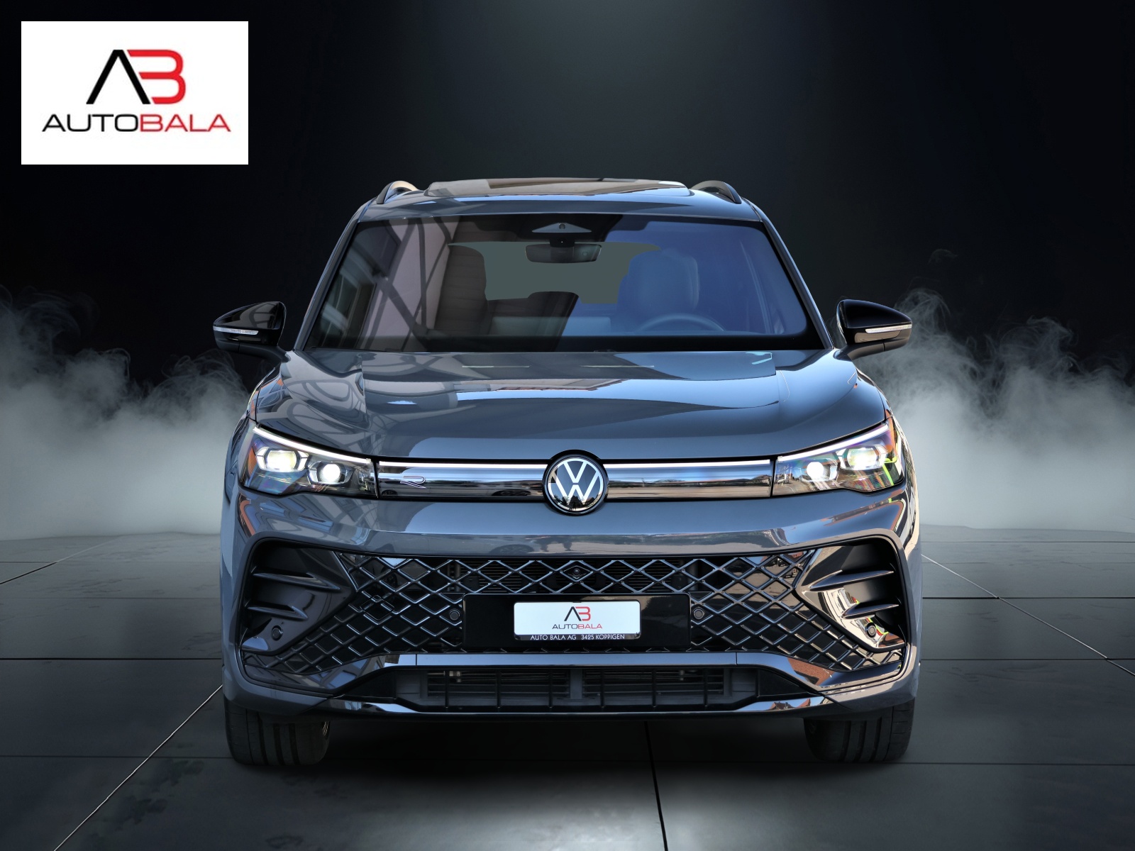 VW Tiguan 2.0 TSI DSG R-Line 4Motion (CH) + 2.3T AHK *BlackStyle*-showroom-element-1