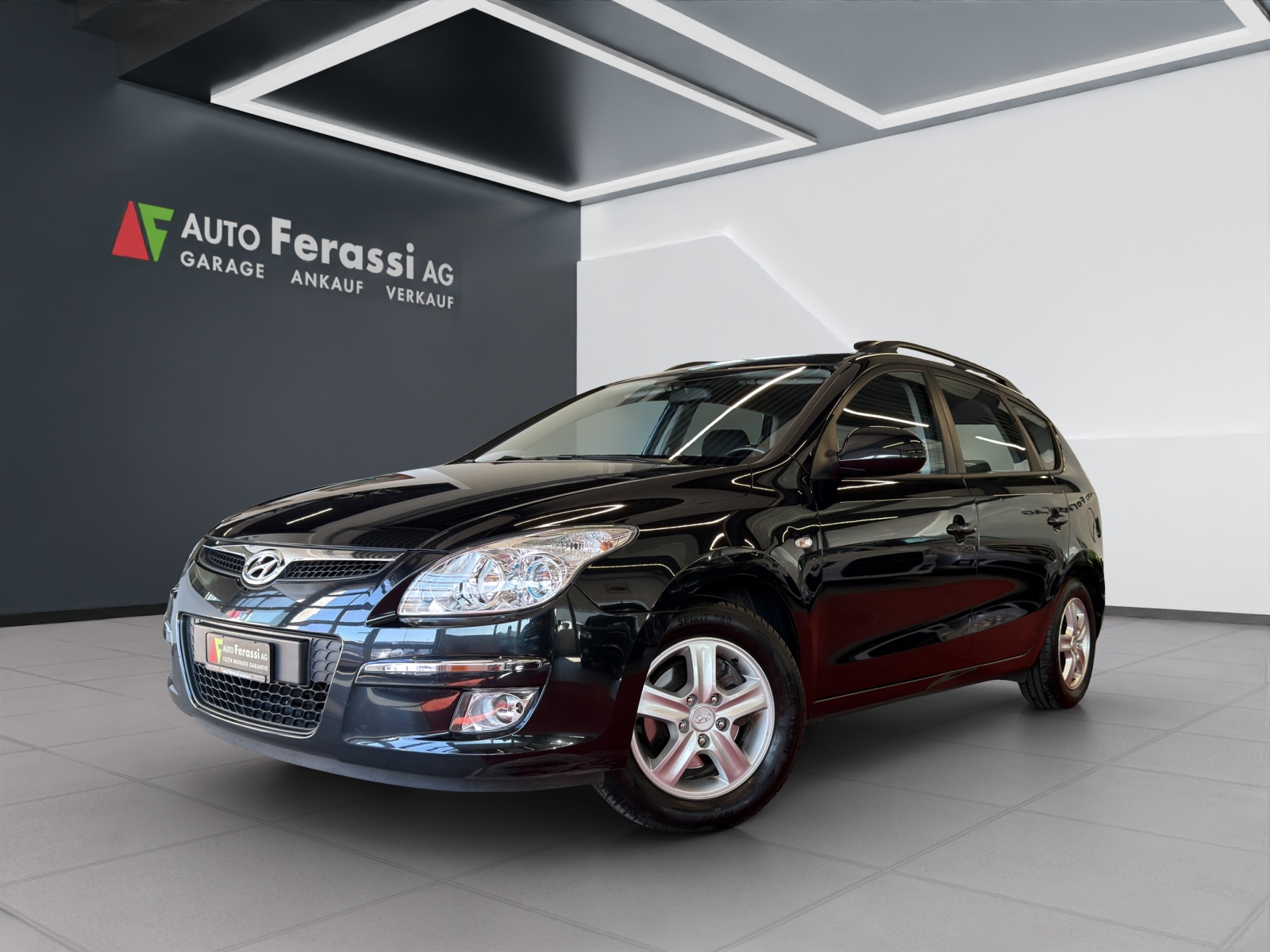 HYUNDAI i30 Wagon 1.6 Style Automatic-image-0