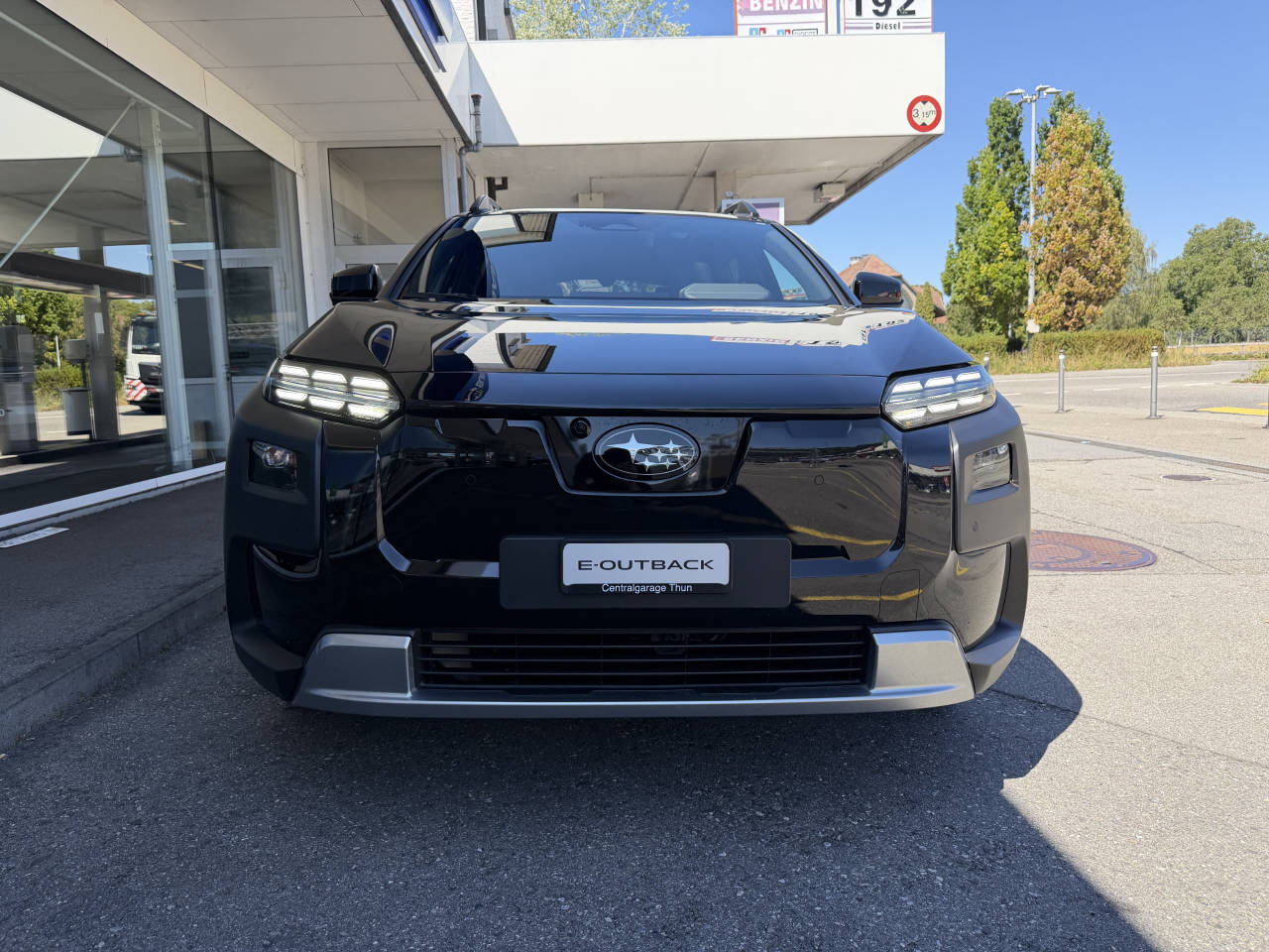 SUBARU E-Outback eV Luxury AWD mit AHK-image-2