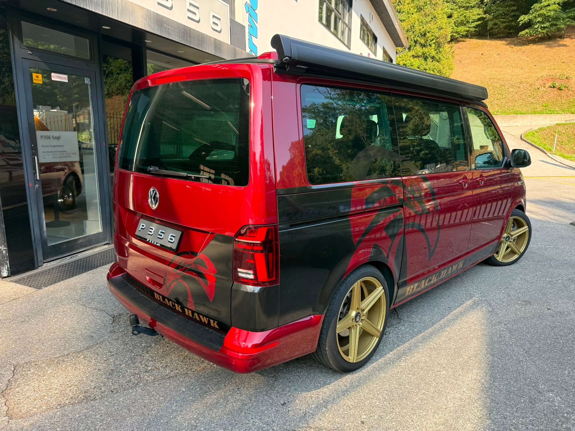 VW T6.1 California 2.0 Bi-TDI Beach DSG 4 MOTION-image-3