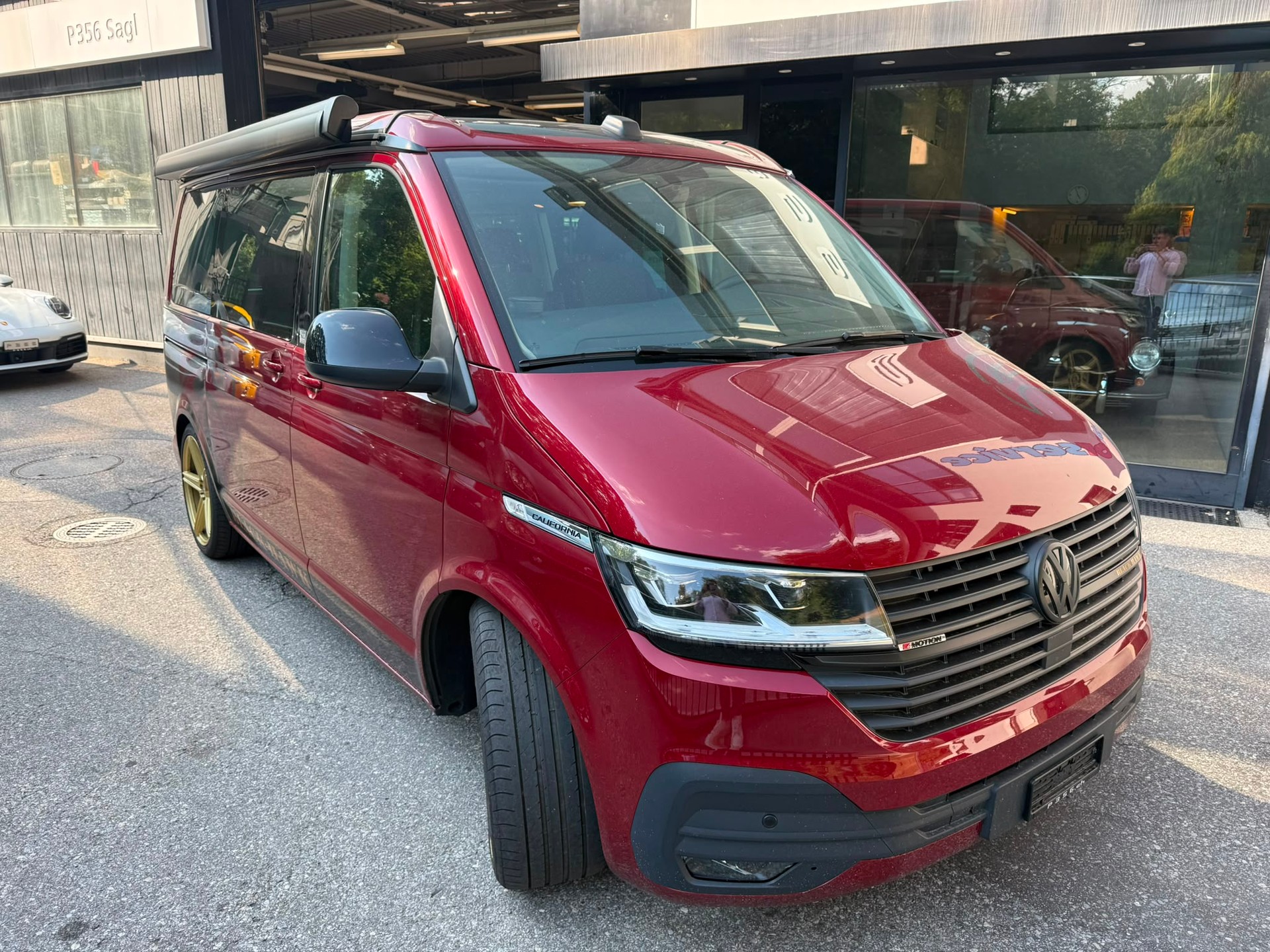 VW T6.1 California 2.0 Bi-TDI Beach DSG 4 MOTION-image-2