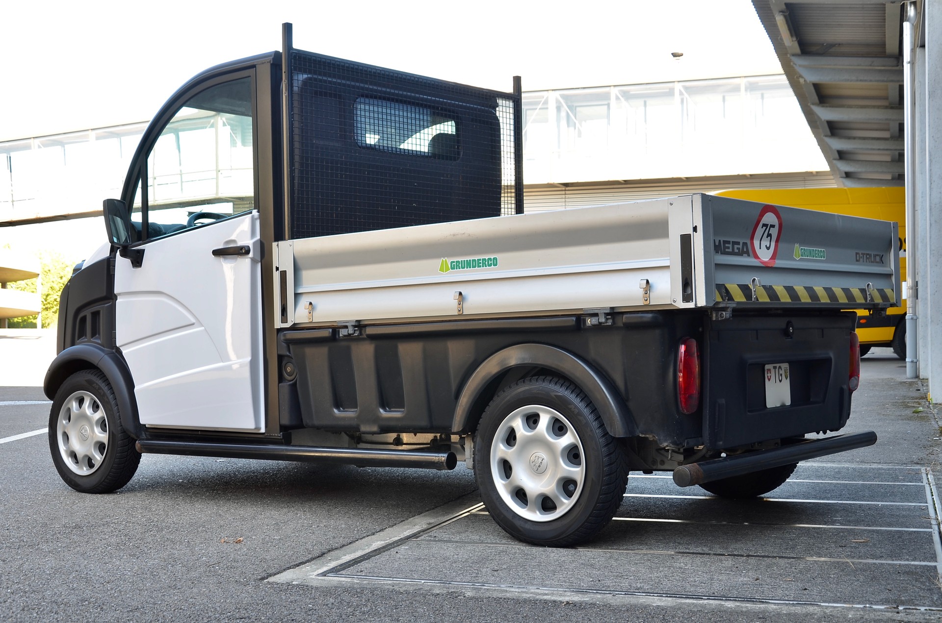AIXAM 600 D Truck-image-5