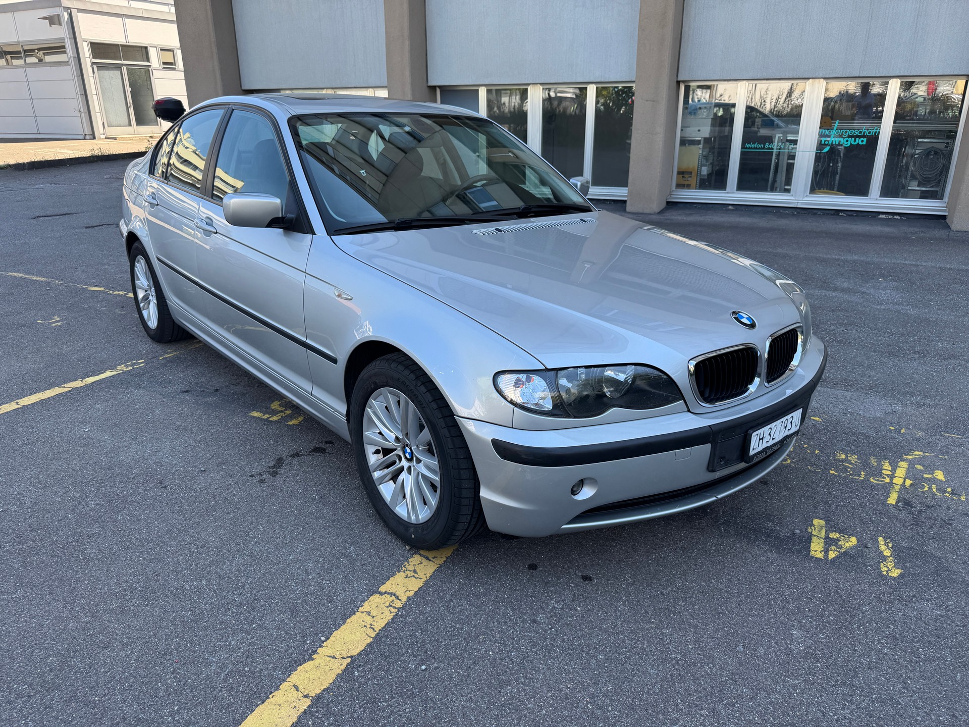 BMW 316i Advantage-image-1