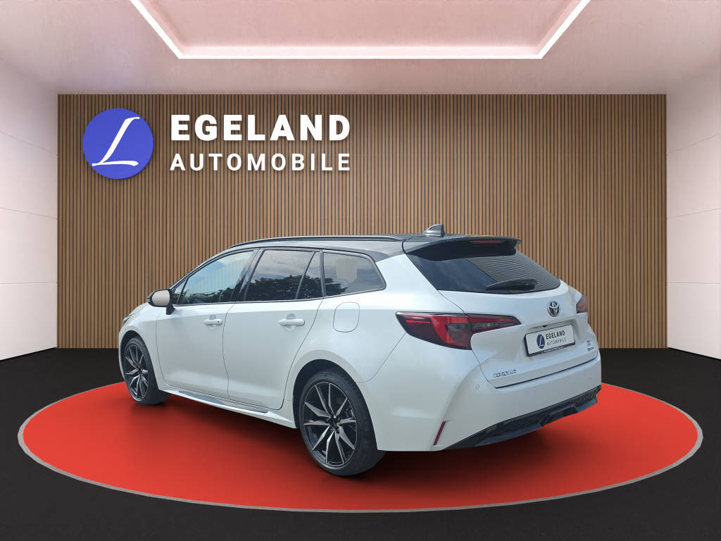 TOYOTA Corolla Touring Sports 2.0 HSD GR-Sport + e-CVT Automat-image-4