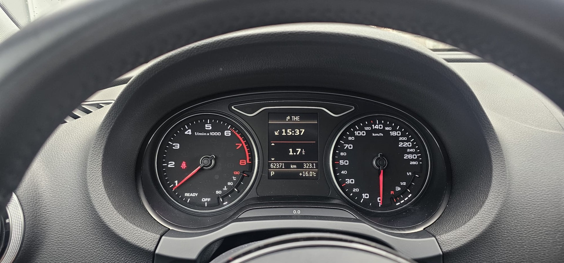AUDI A3 Sportback 1.8 TFSI Attraction quattro S-tronic-image-12