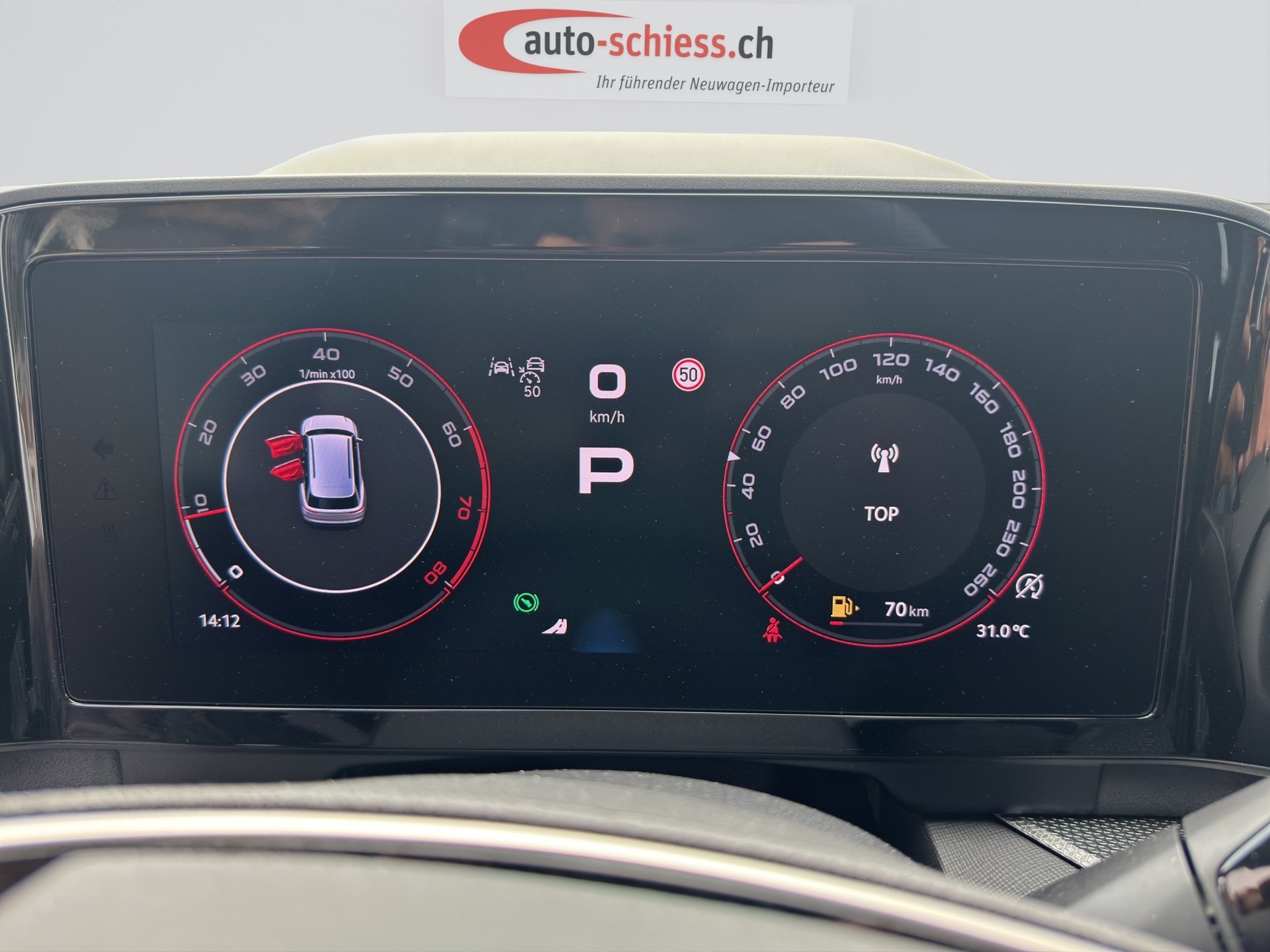 SKODA KODIAQ 2.0 TSI DSG 4x4 Sportline NAVI AHK-image-10