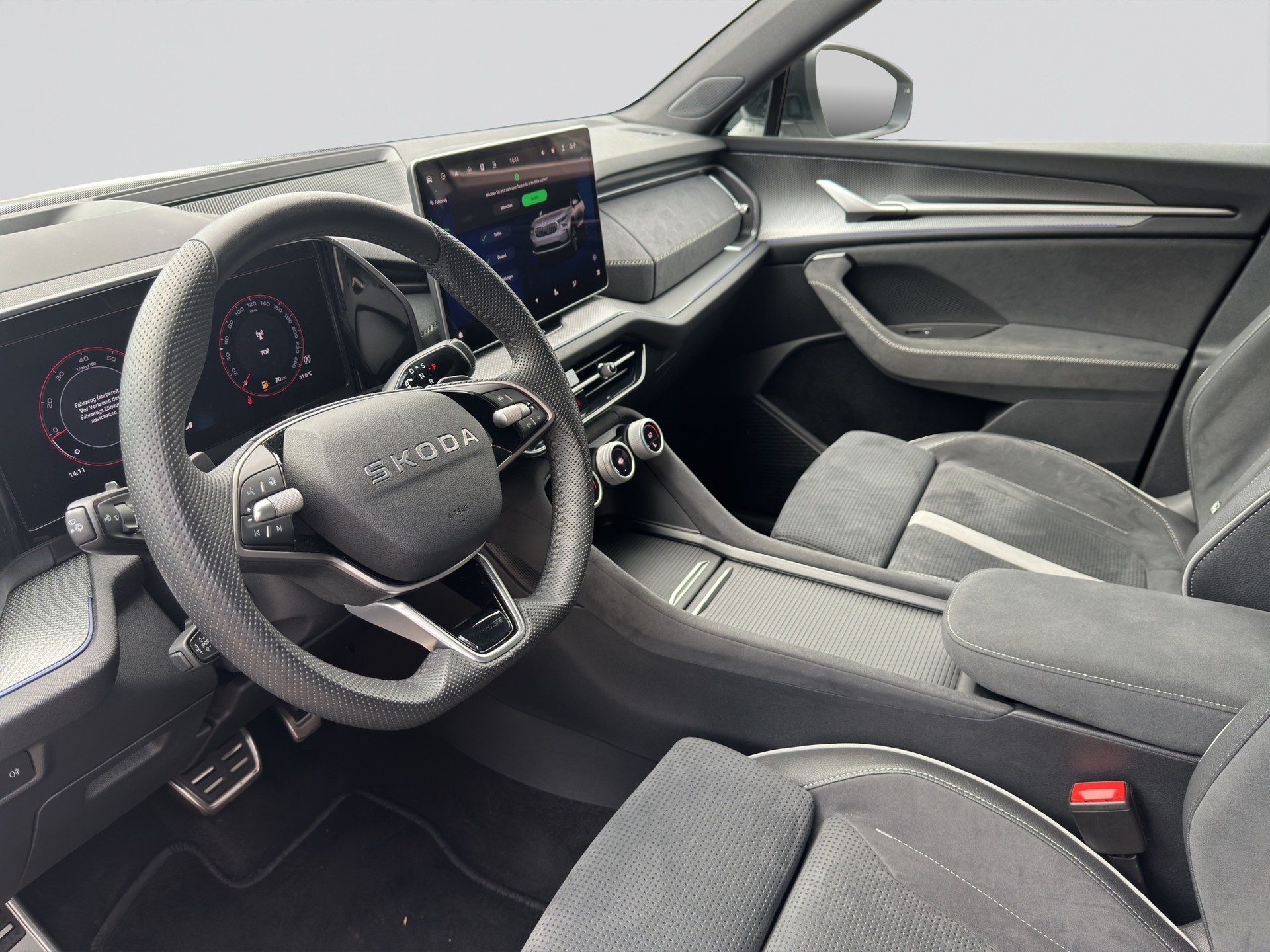 SKODA KODIAQ 2.0 TSI DSG 4x4 Sportline NAVI AHK-image-5