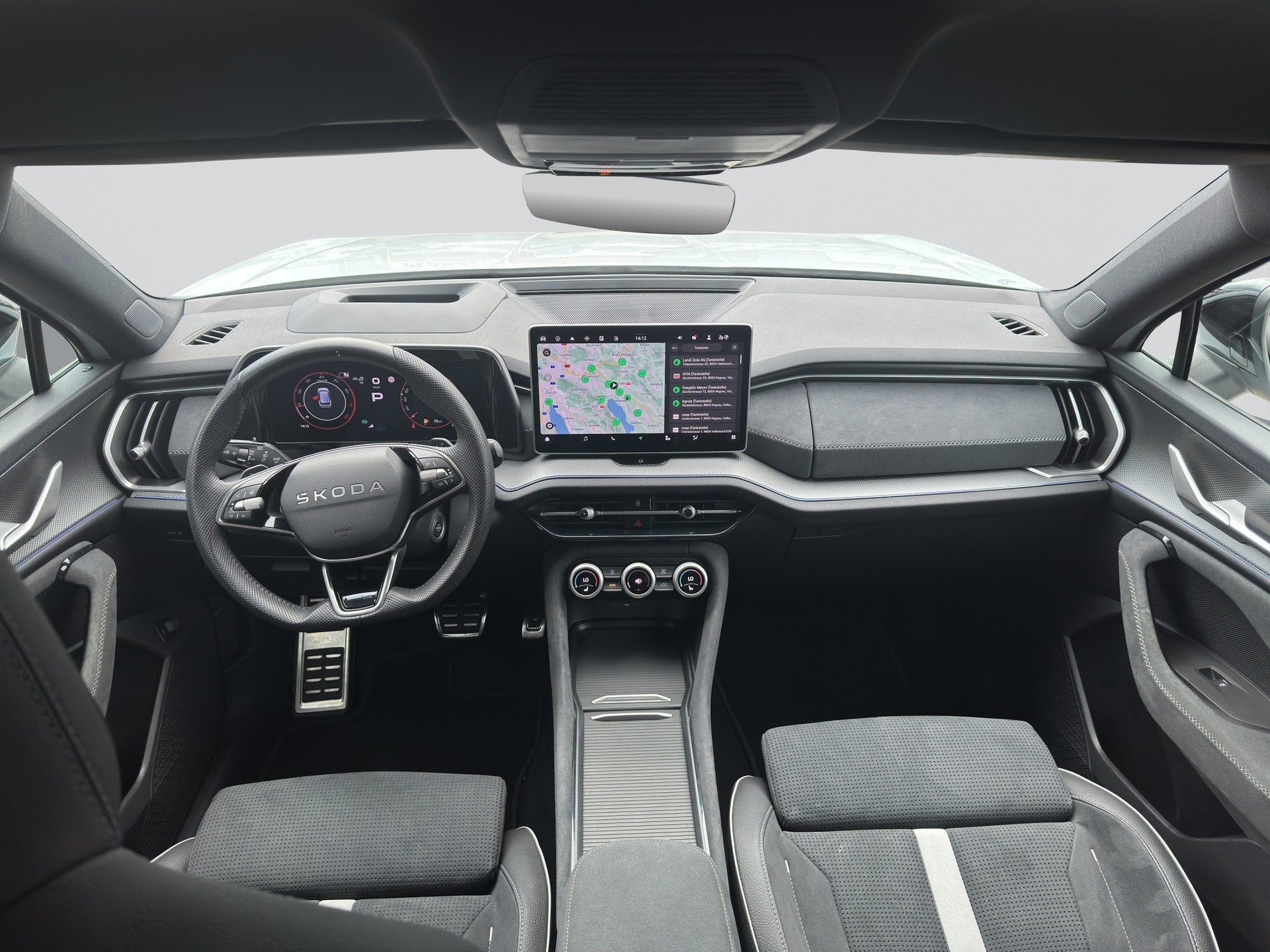 SKODA KODIAQ 2.0 TSI DSG 4x4 Sportline NAVI AHK-image-14
