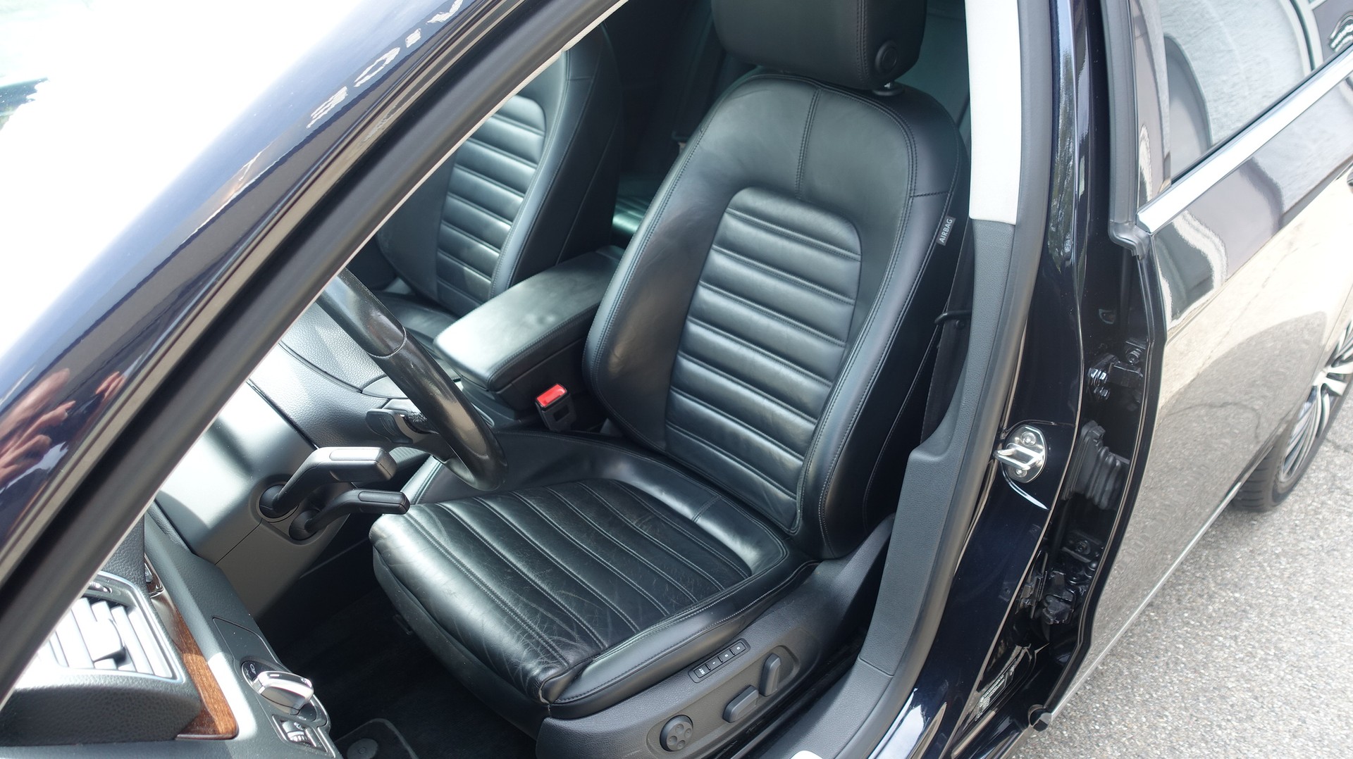 VW Passat Variant 3.6 FSI Highline 4Motion DSG-image-9