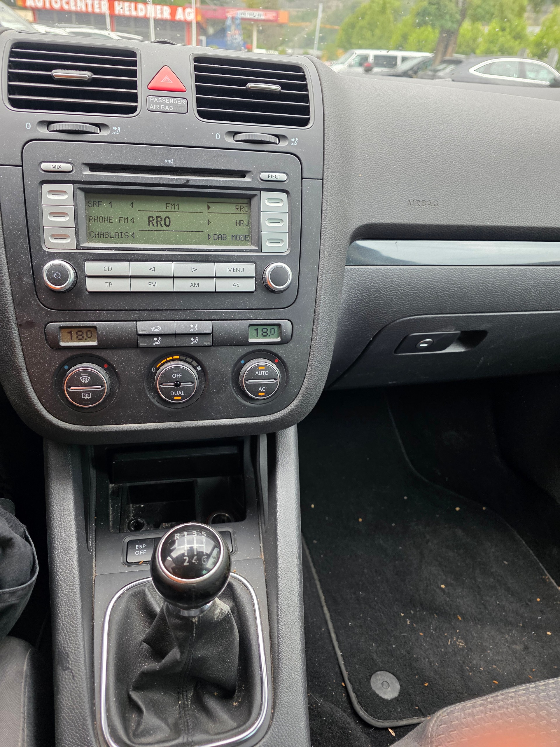 VW Golf 1.4 TSI GT Sport-image-14