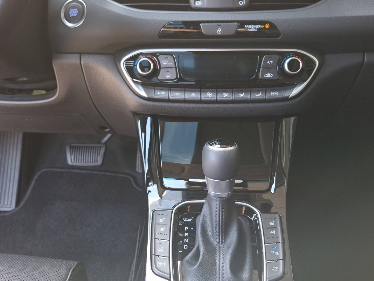HYUNDAI i30 1.5 T-GDi Vertex-image-7