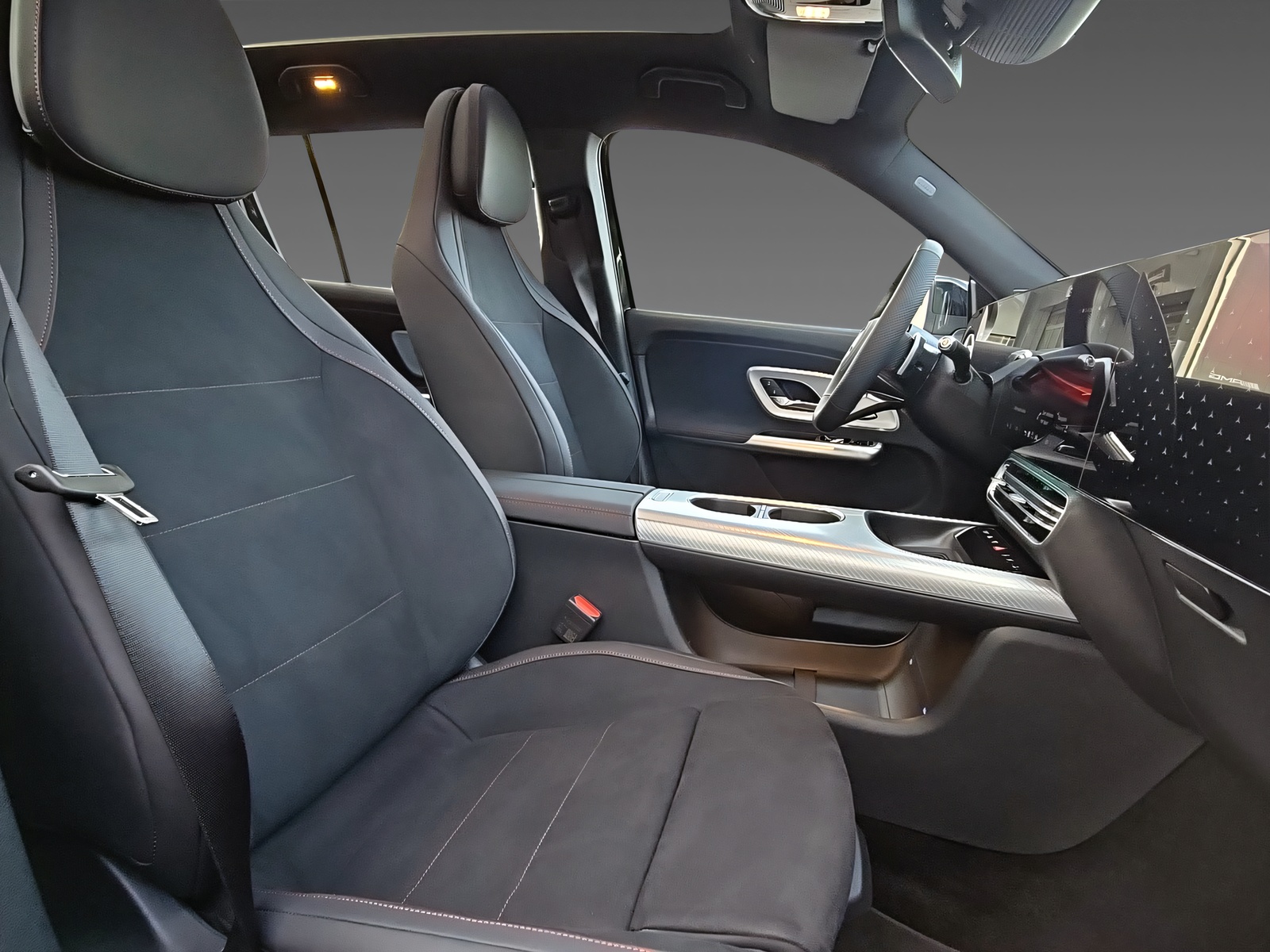 MERCEDES-BENZ GLB 220 4Matic-image-11