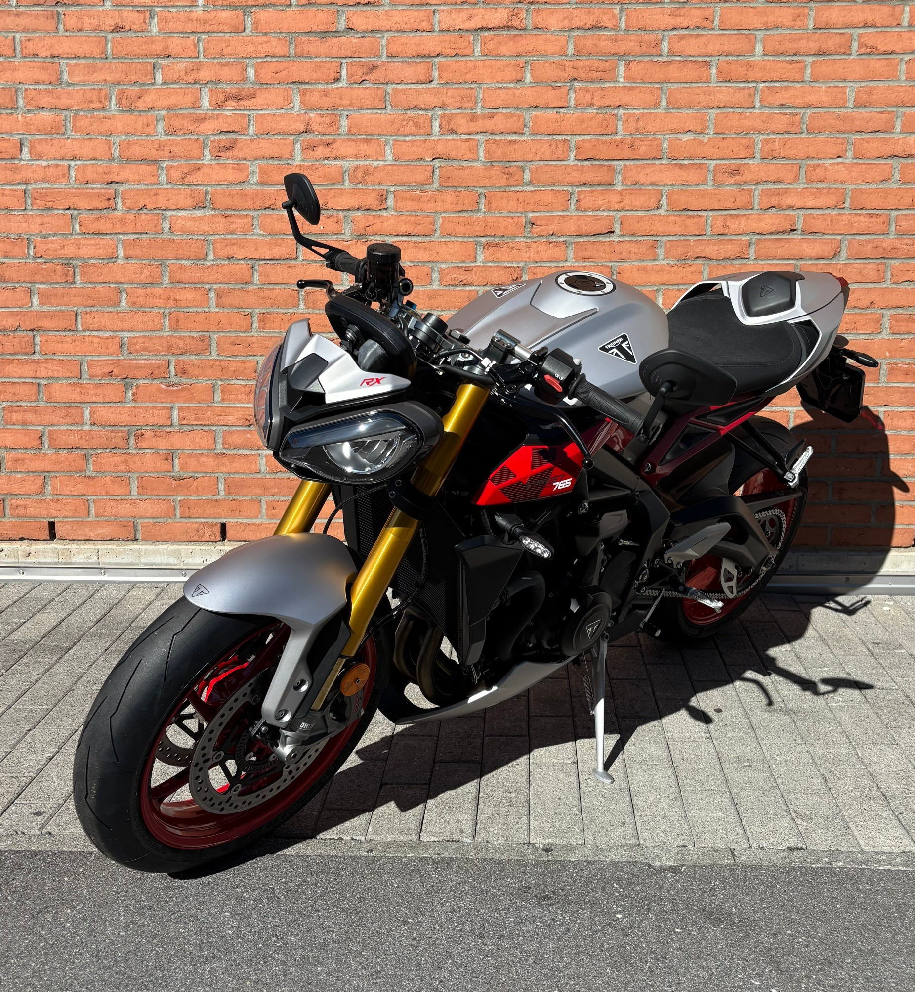 TRIUMPH Street Triple RX-image-3