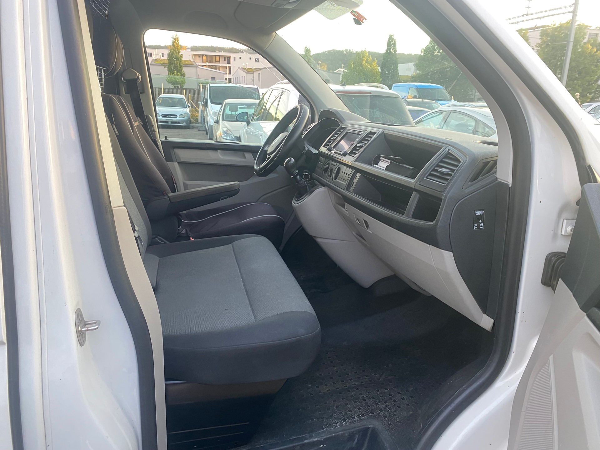 VW T6 2.0 TDI 4Motion-image-10
