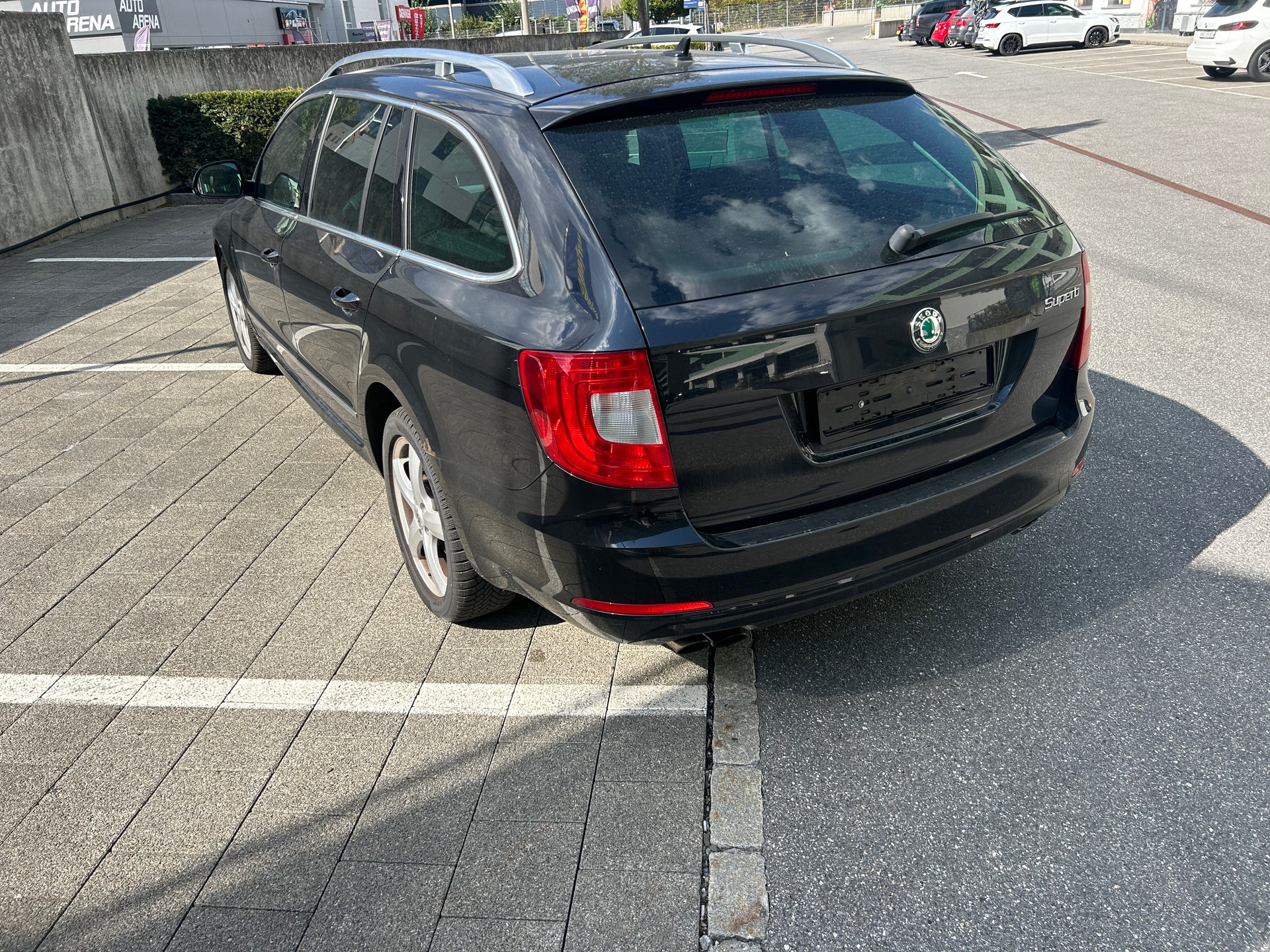 SKODA Superb Combi 3.6 FSI AllDrive 4x4 DSG-image-3