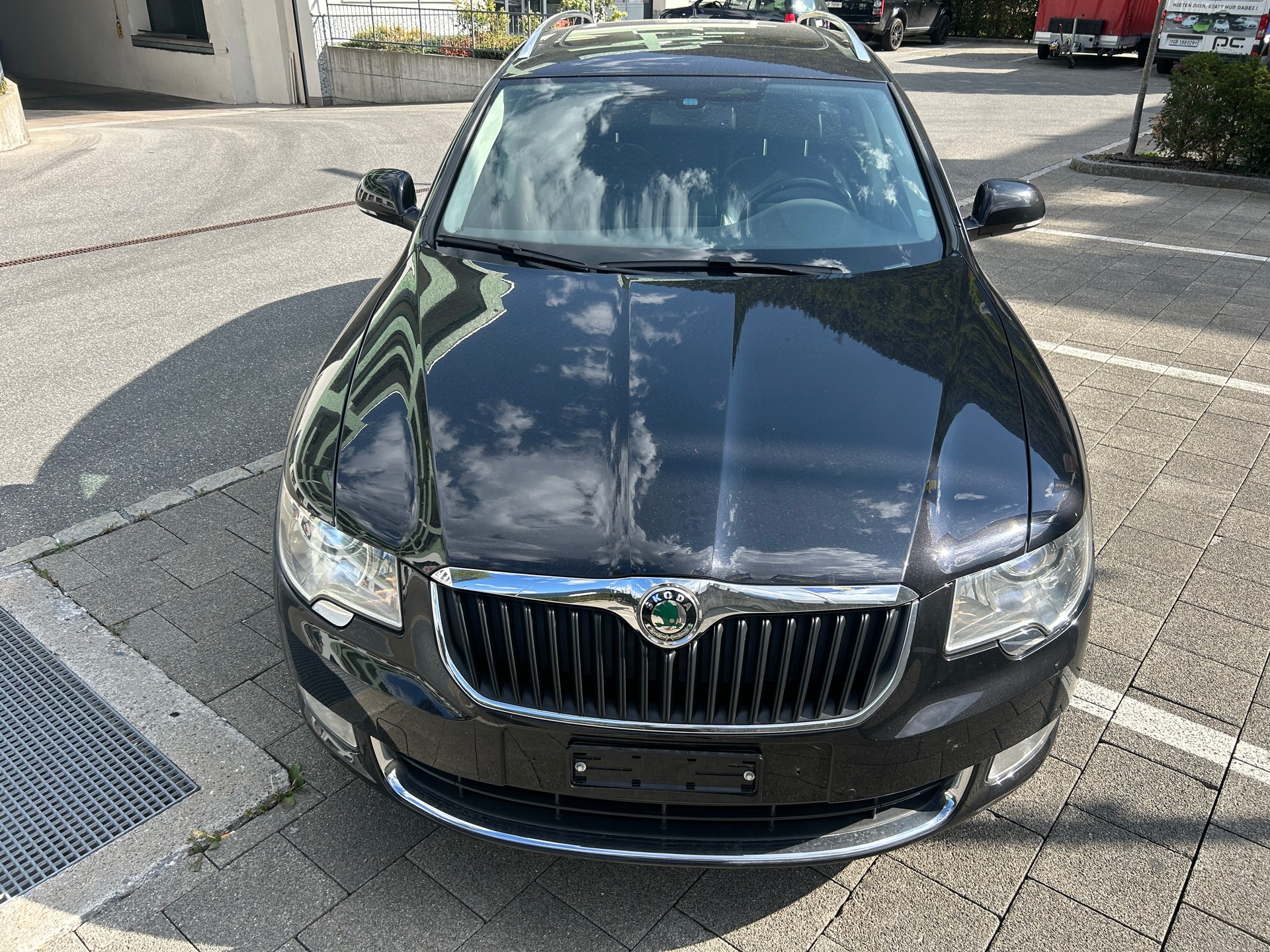 SKODA Superb Combi 3.6 FSI AllDrive 4x4 DSG-image-0