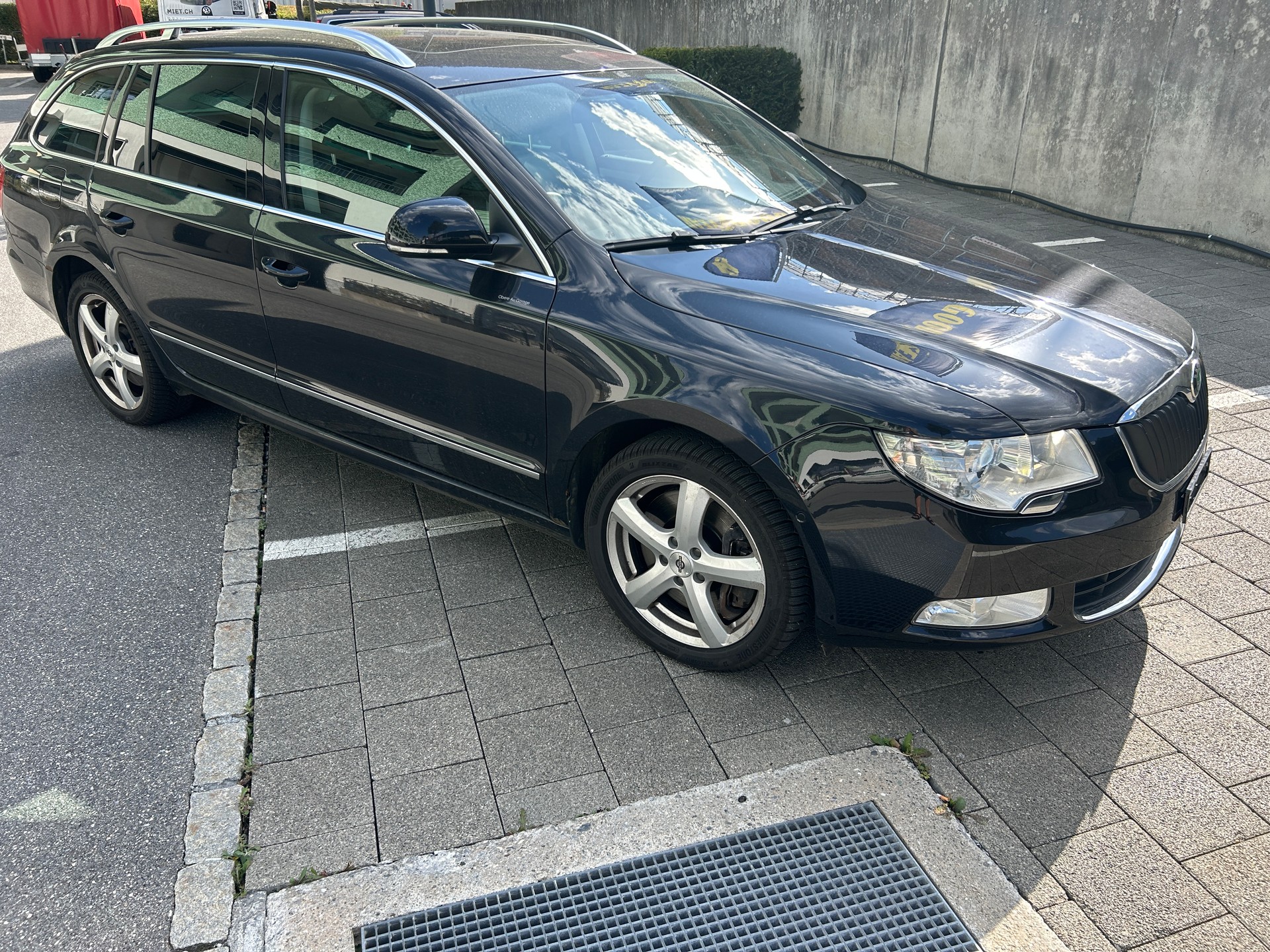 SKODA Superb Combi 3.6 FSI AllDrive 4x4 DSG-image-7
