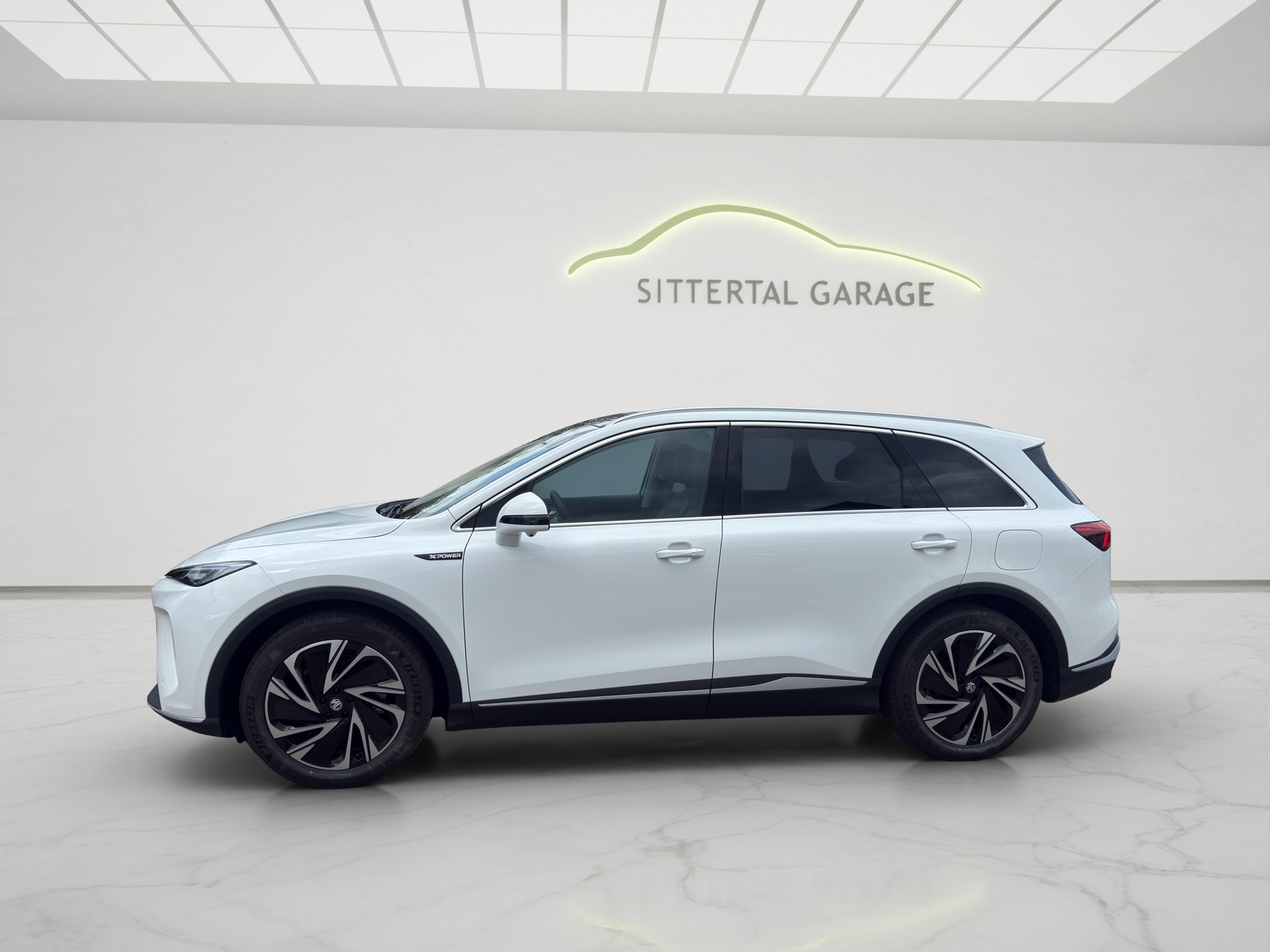 MG S6 EV 77kWh Luxury AWD-showroom-element-2