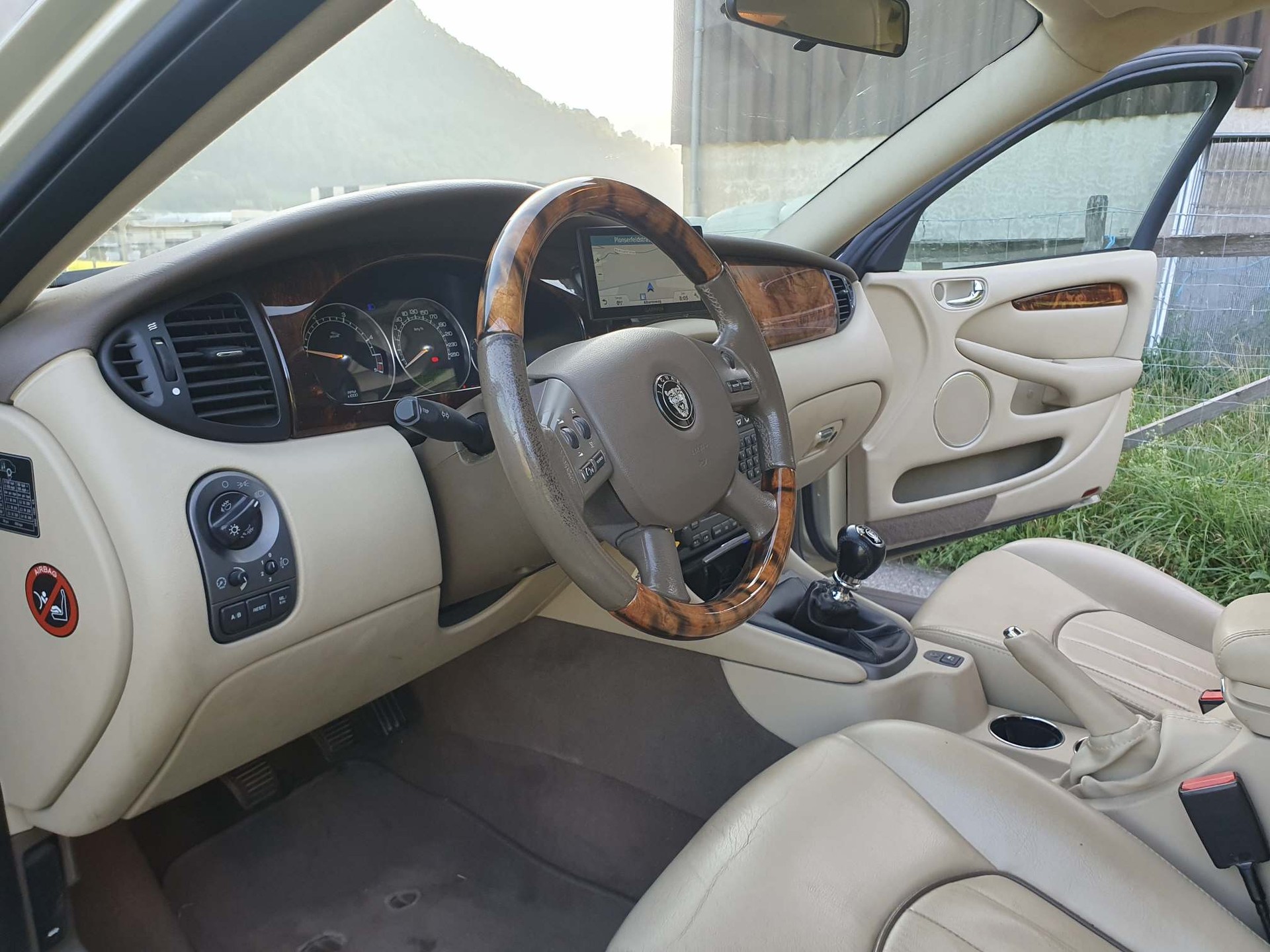 JAGUAR X-Type 2.2 D-image-8