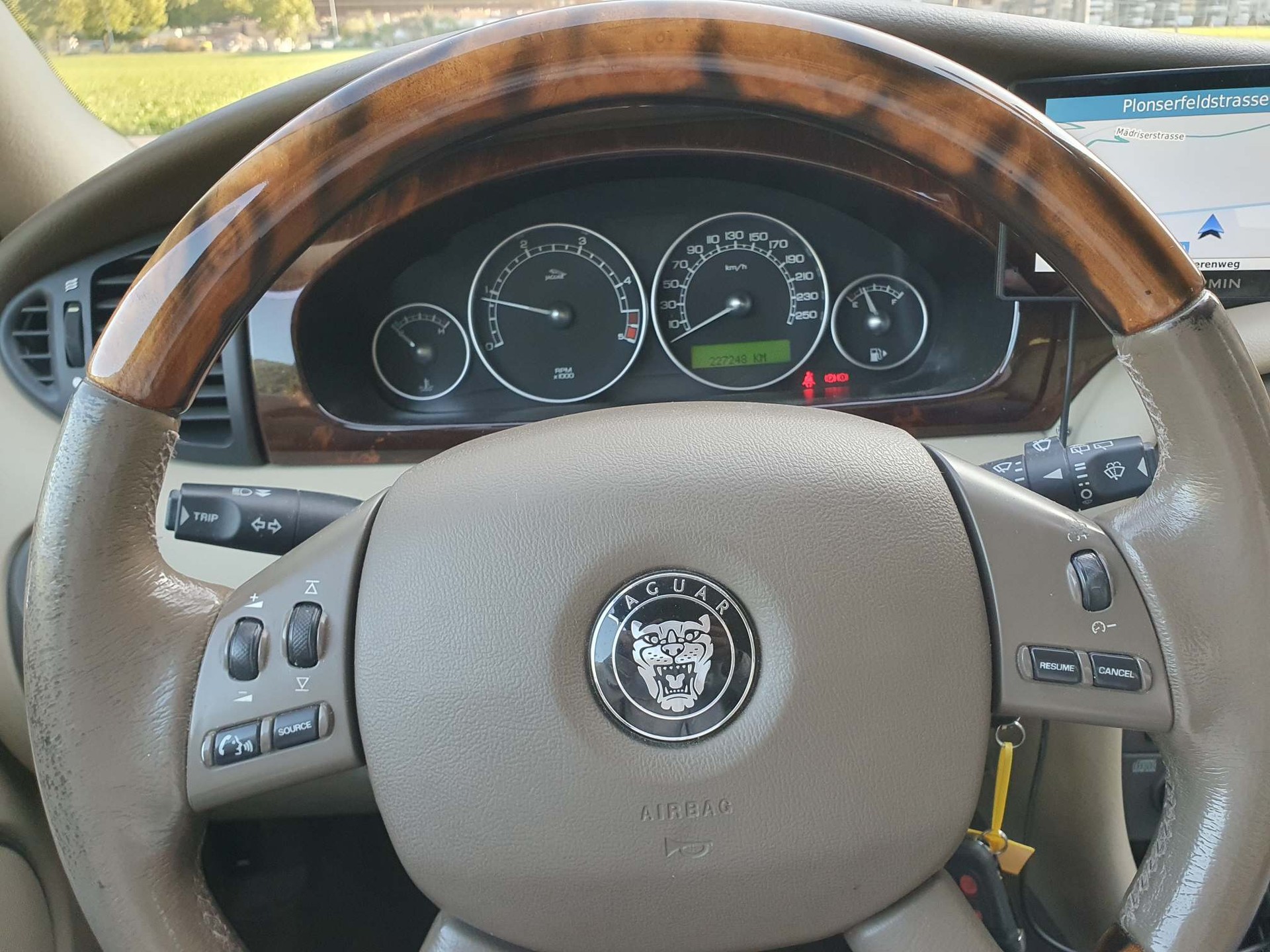 JAGUAR X-Type 2.2 D-image-12