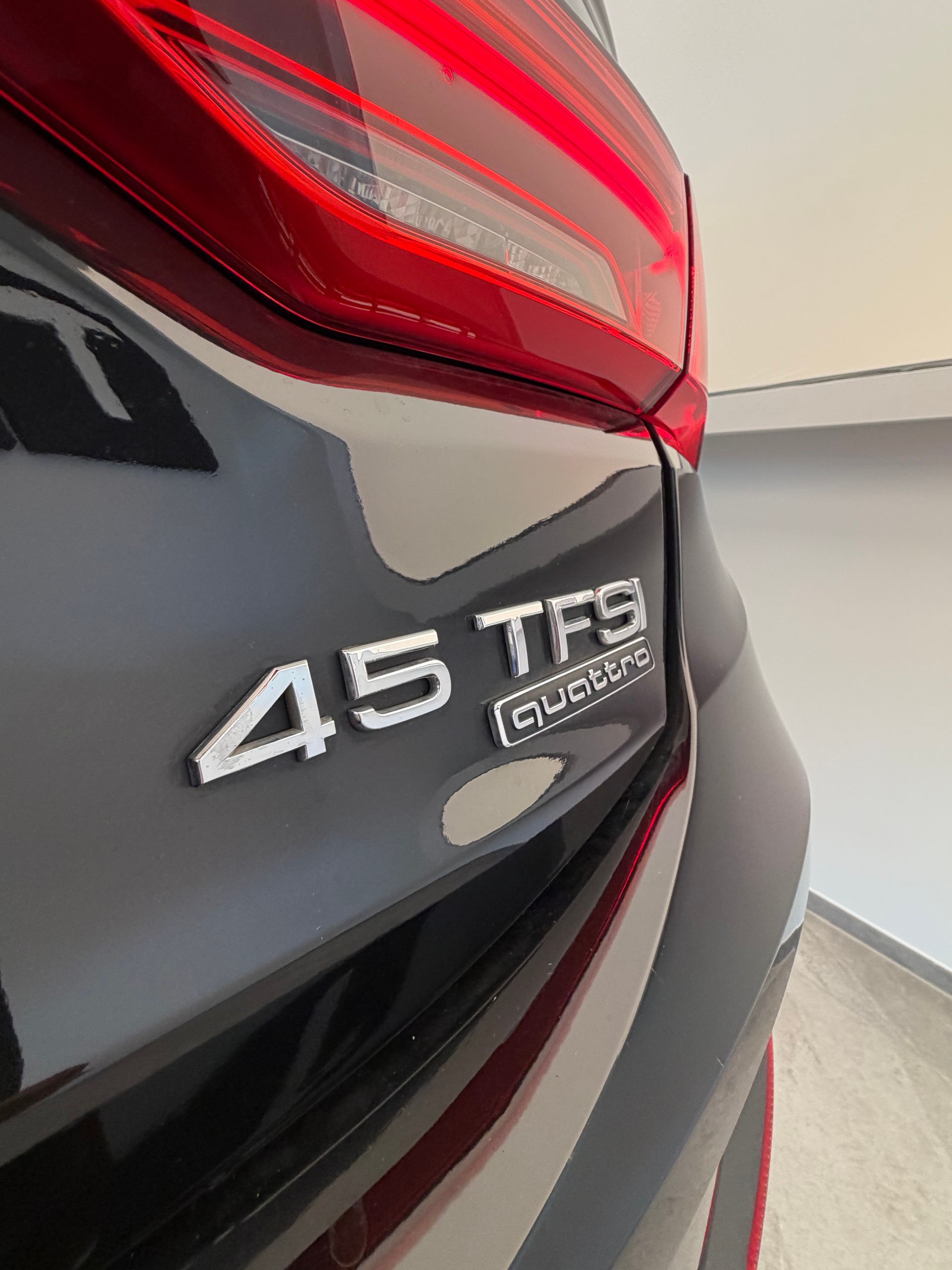 AUDI Q3 Sportback 45 TFSI S line quattro S-tronic-image-21