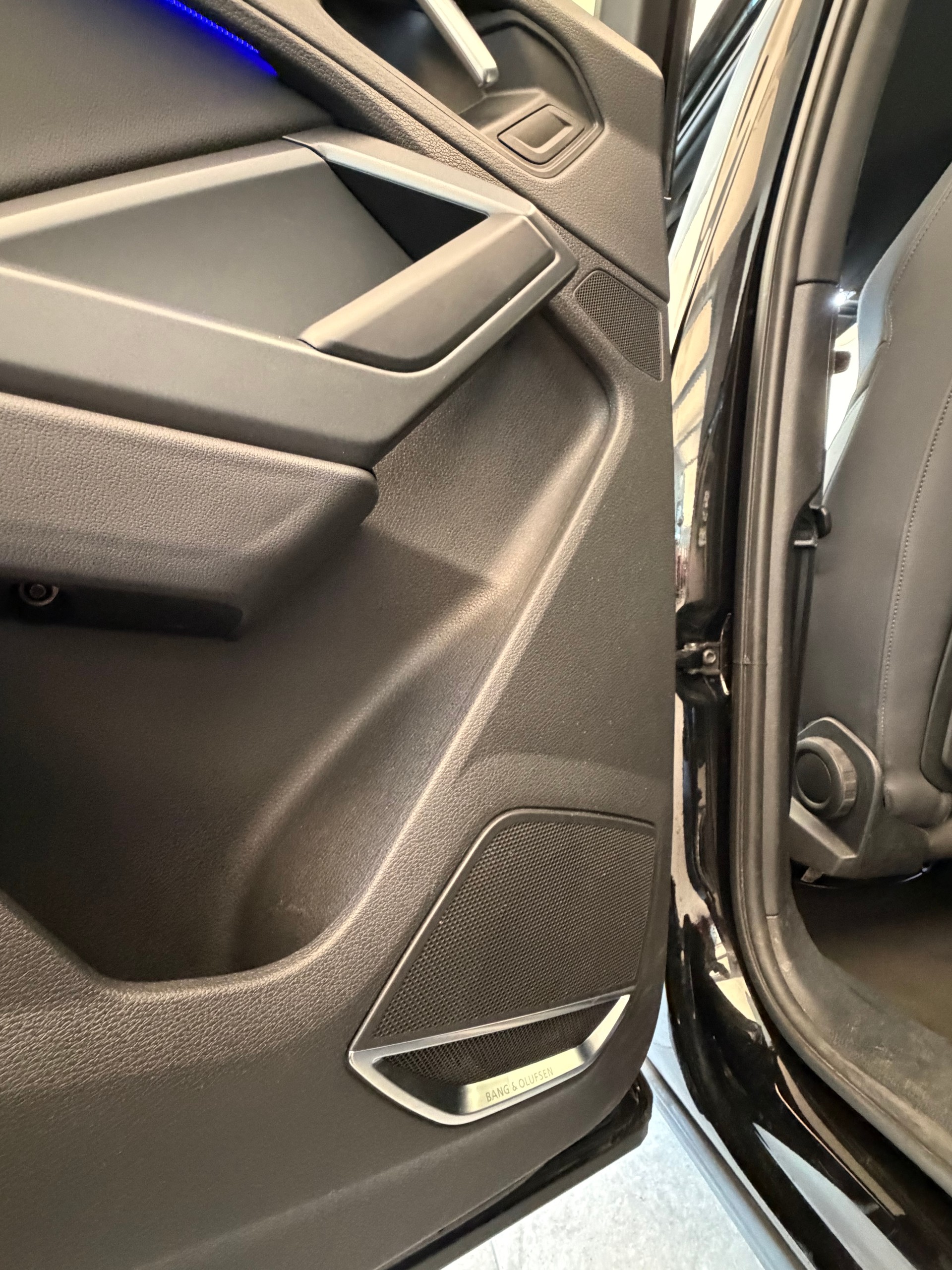 AUDI Q3 Sportback 45 TFSI S line quattro S-tronic-image-19