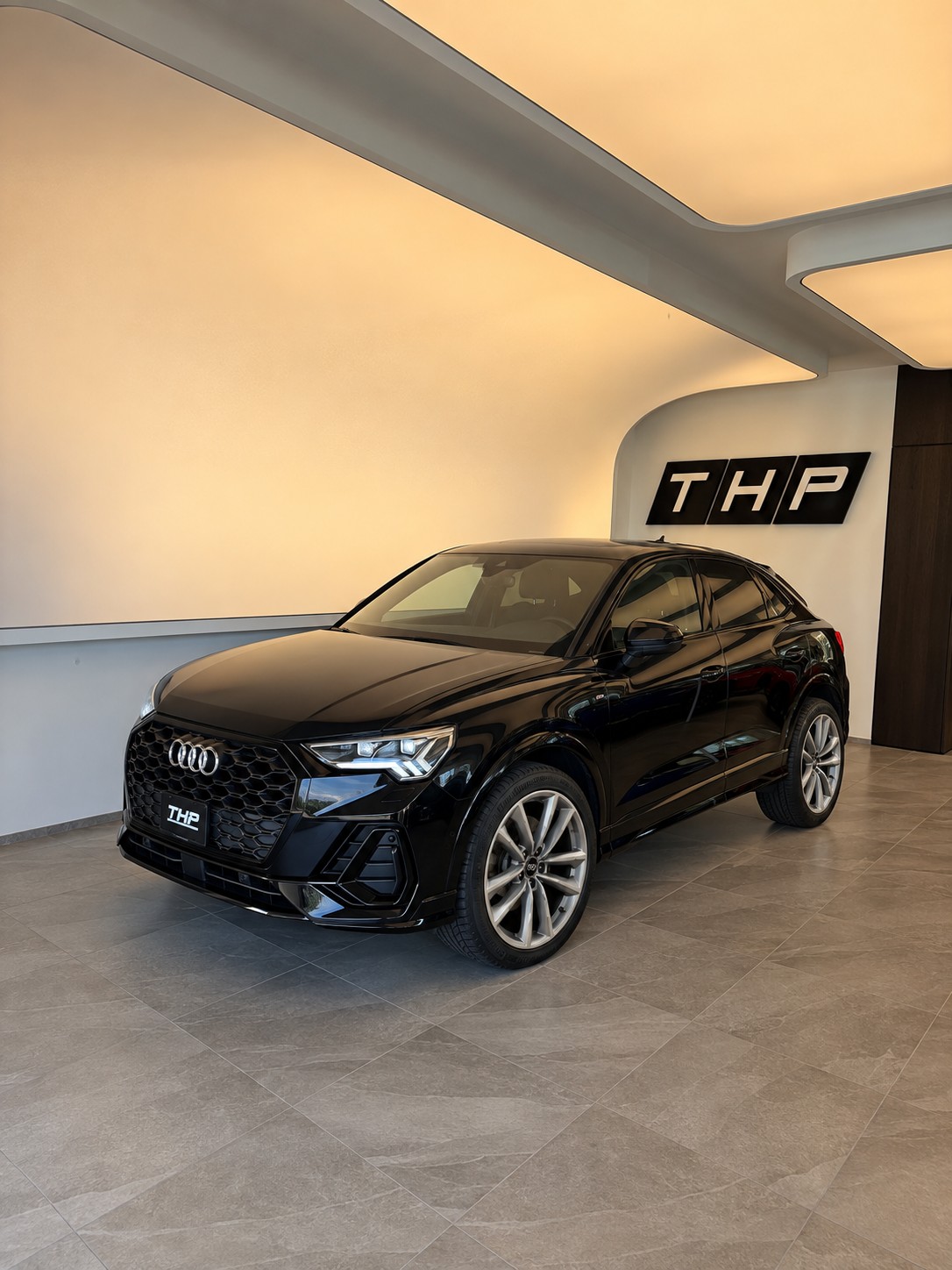 AUDI Q3 Sportback 45 TFSI S line quattro S-tronic-image-0