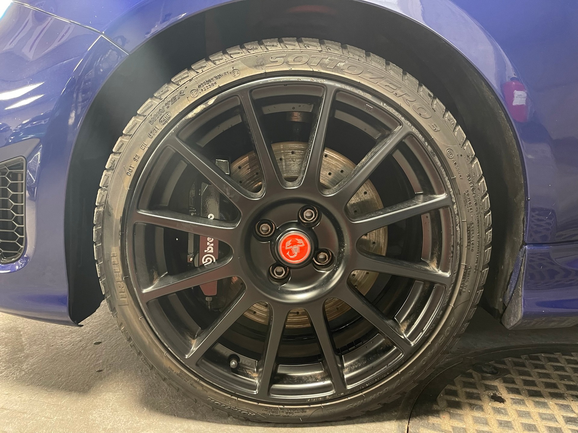 FIAT 595 Abarth 1.4 180 Competizion-image-6