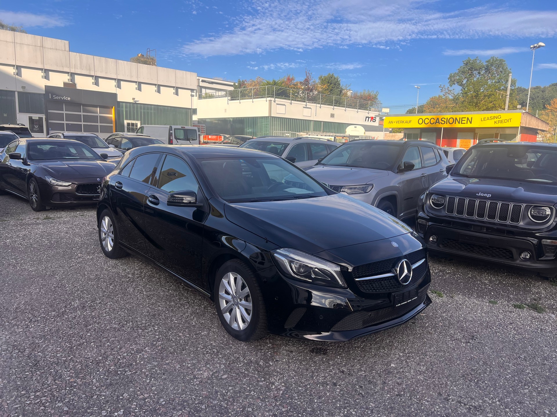MERCEDES-BENZ A 180 Night Star 7G-DCT-image-1