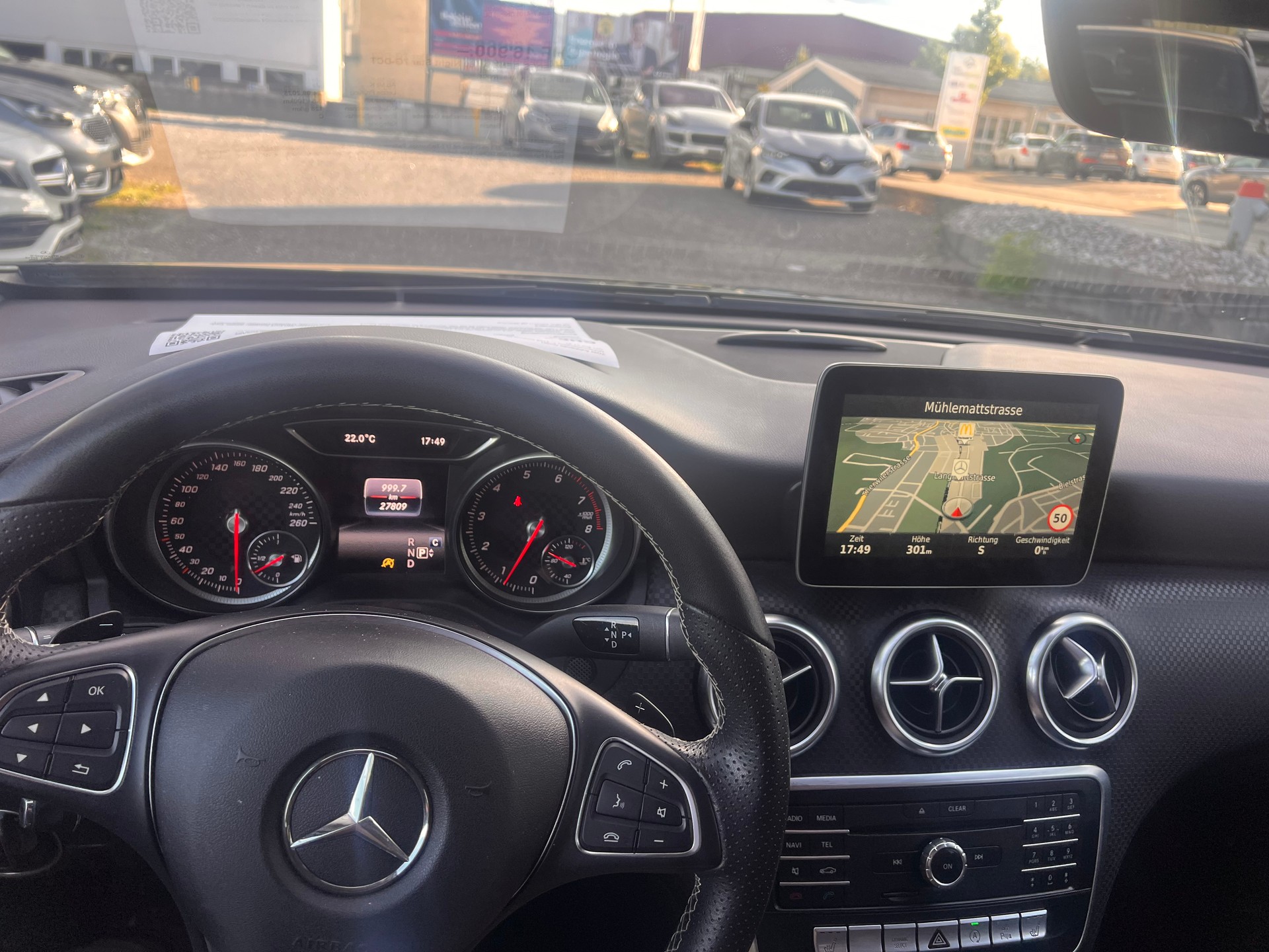 MERCEDES-BENZ A 180 Night Star 7G-DCT-image-11