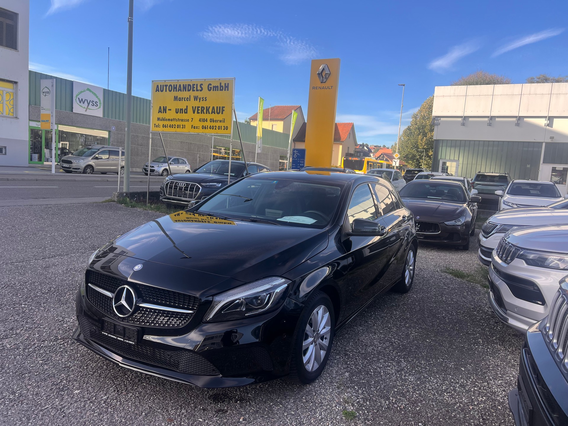 MERCEDES-BENZ A 180 Night Star 7G-DCT-image-2