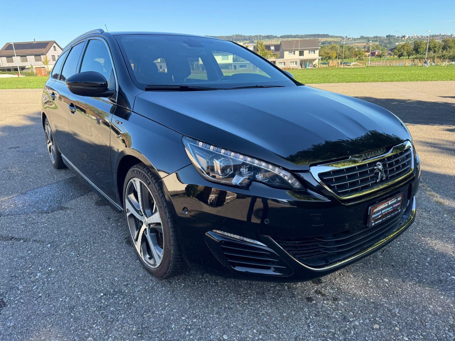 PEUGEOT 308 SW 1.6 eTHP GT-image-2