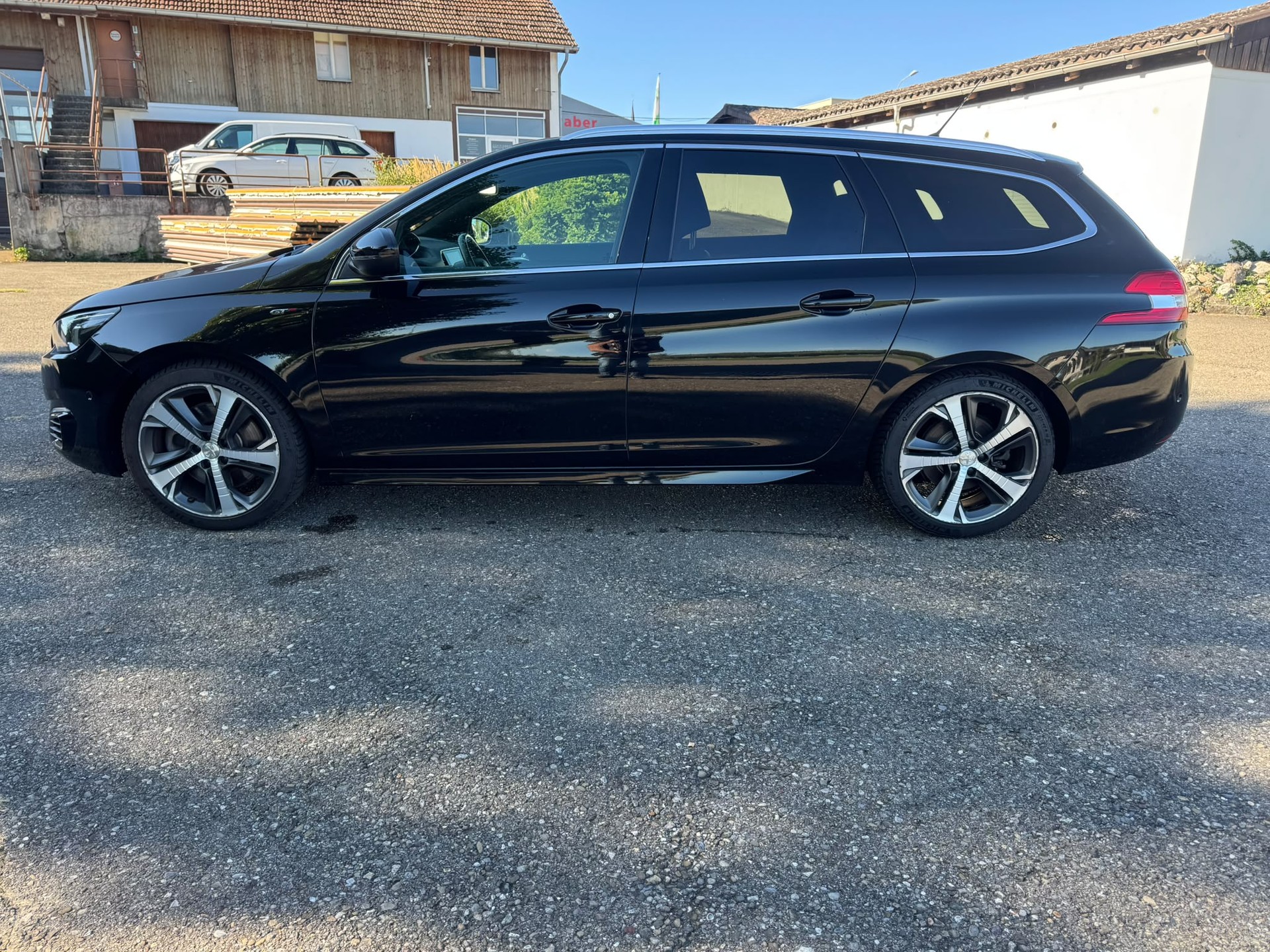 PEUGEOT 308 SW 1.6 eTHP GT-image-3