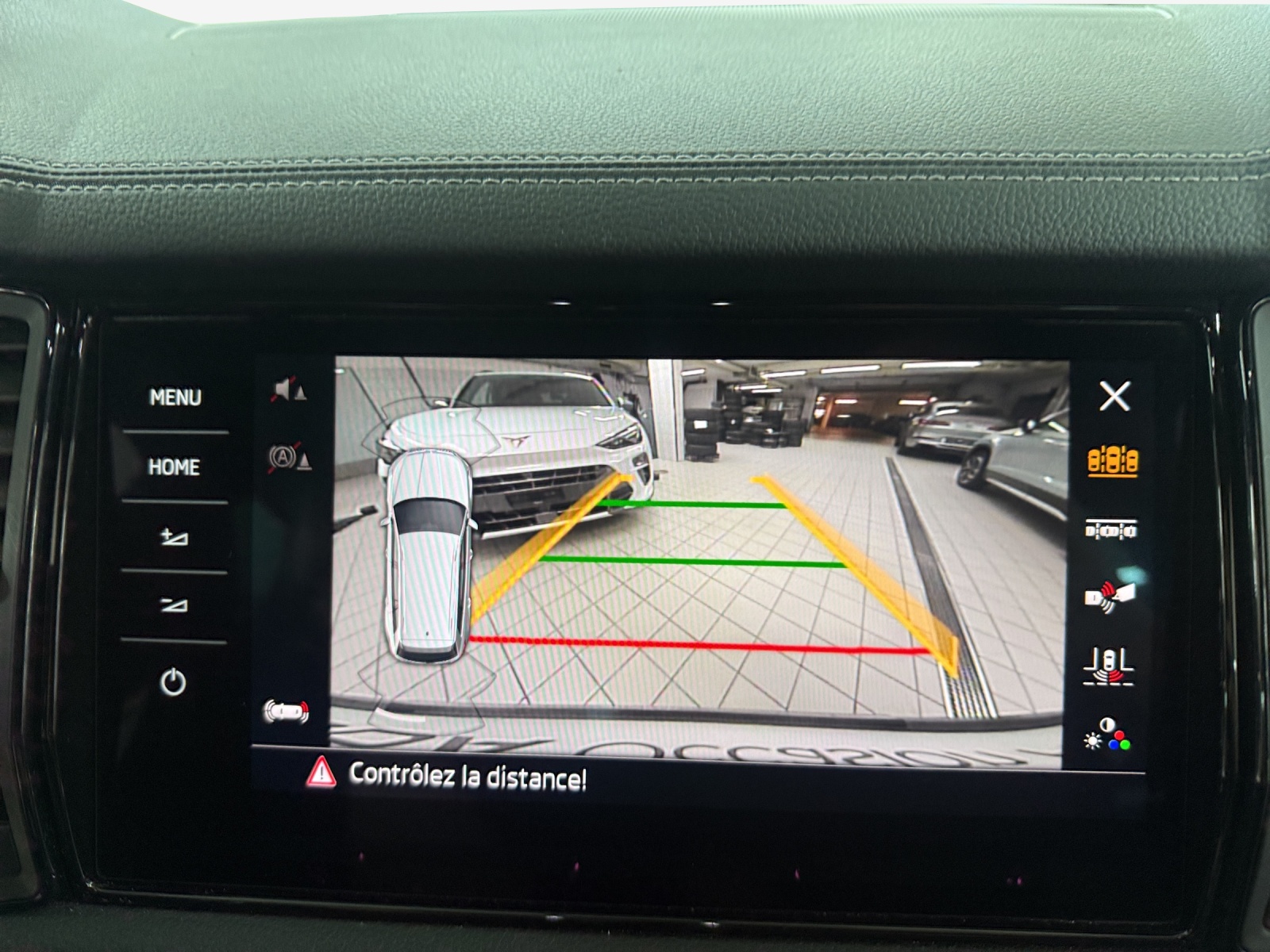 SKODA Kodiaq 2.0 TSI 4x4 SportLine-image-13