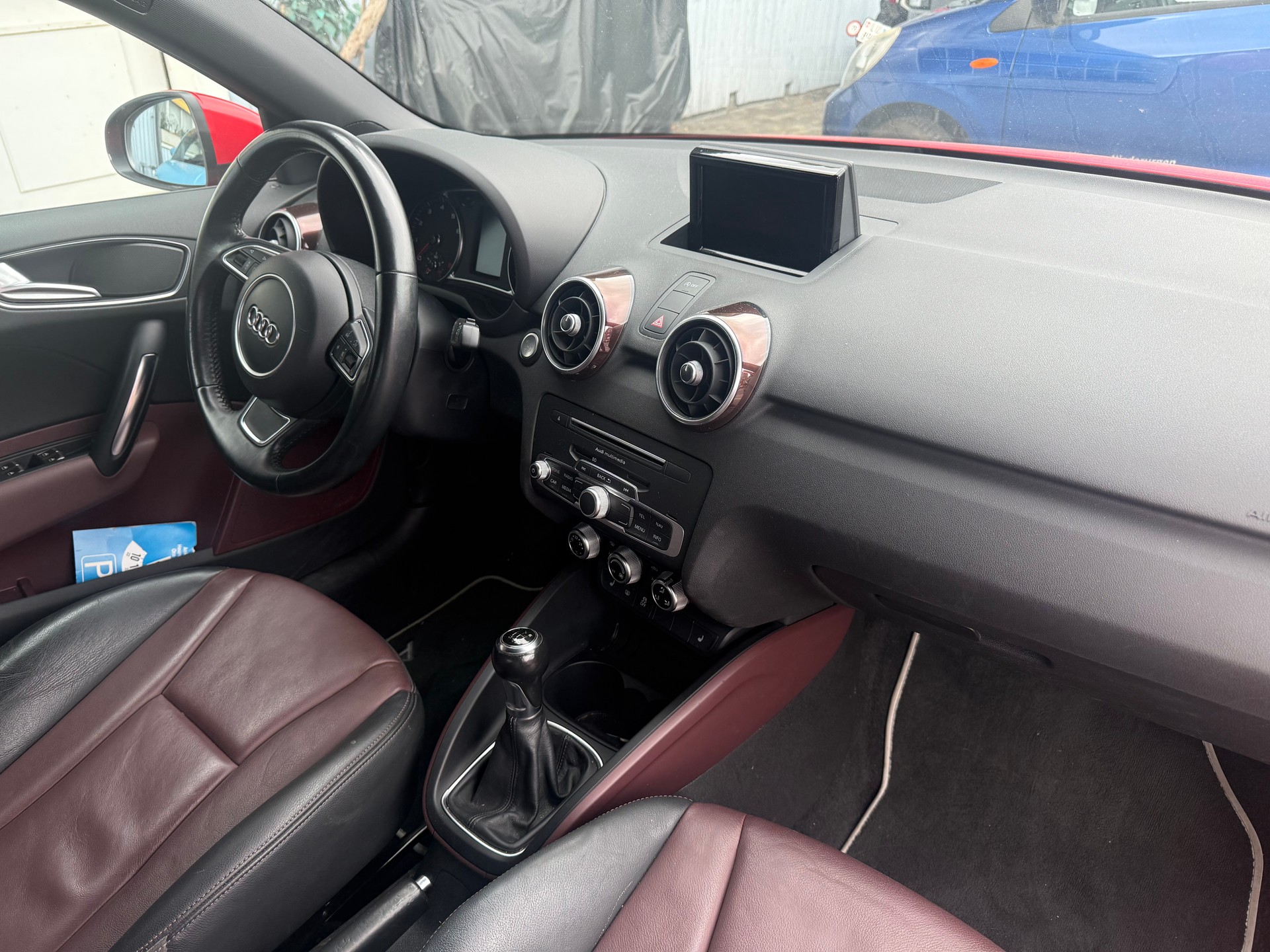 AUDI A1 Sportback 1.4 TFSI Design-image-11