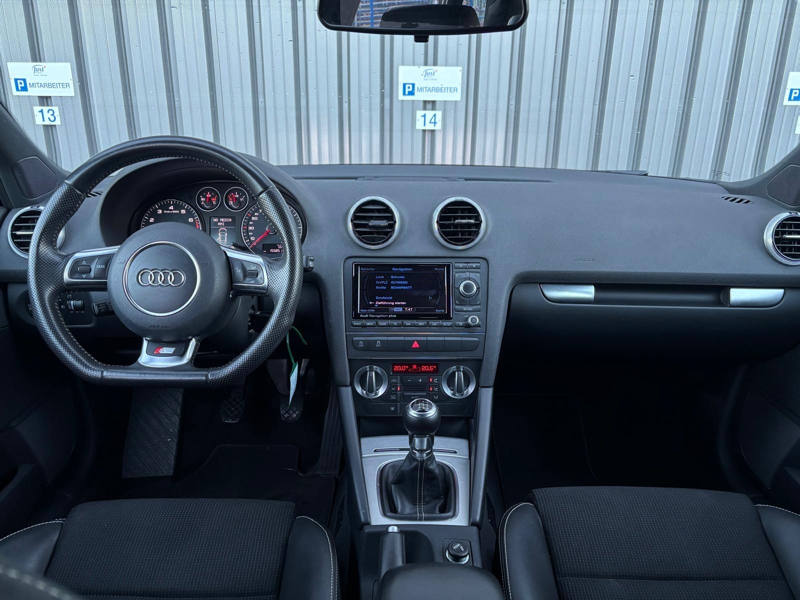 AUDI AUDI A3 Sportback 1.2 TFSI S line-image-14