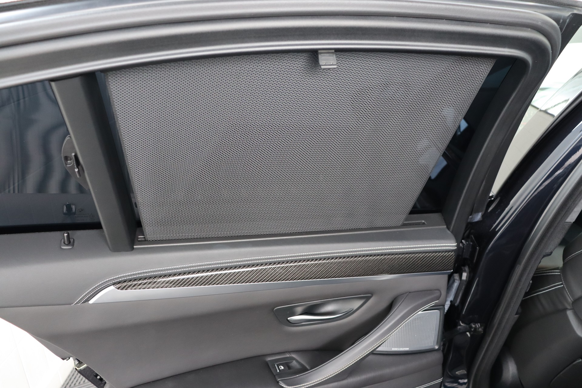 BMW M5 DRIVELOGIC COMPETITION EDITION * 1/200 * CARBON INTERIOR & EXTERIOR * VOLLLEDER * BANG & OLUFSEN *-image-19
