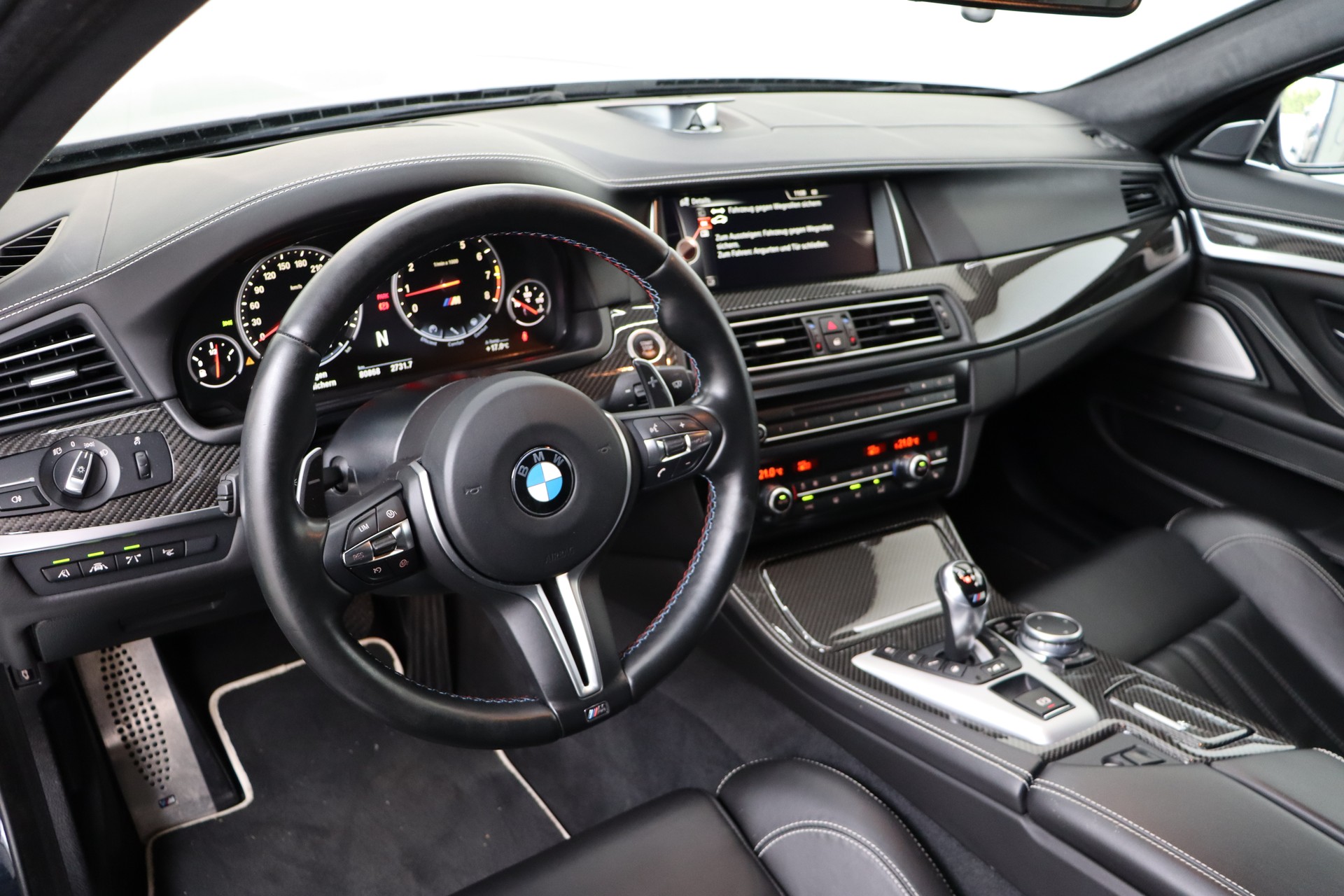 BMW M5 DRIVELOGIC COMPETITION EDITION * 1/200 * CARBON INTERIOR & EXTERIOR * VOLLLEDER * BANG & OLUFSEN *-image-14
