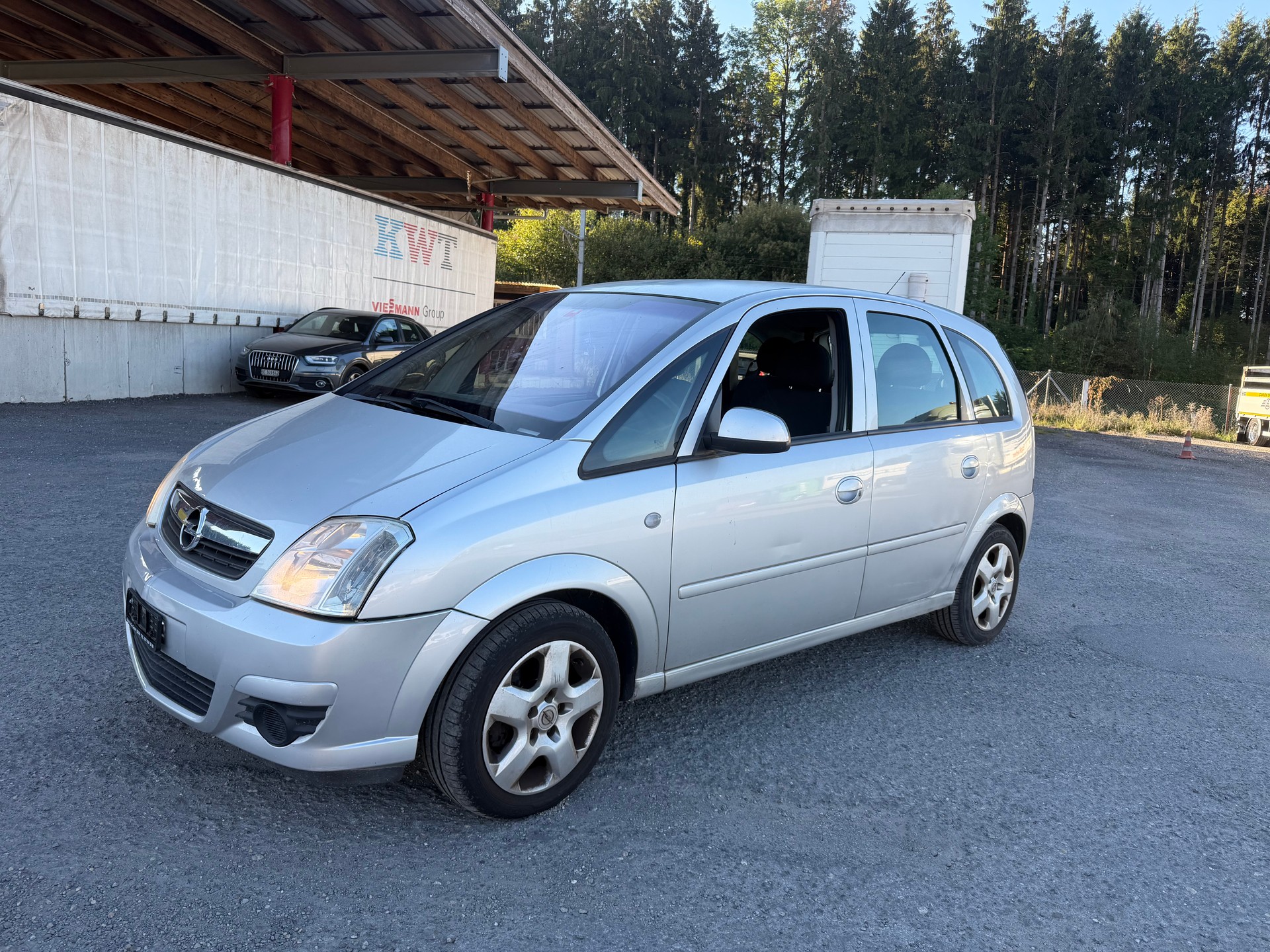 OPEL Meriva 1.8i 16V Cosmo-image-2