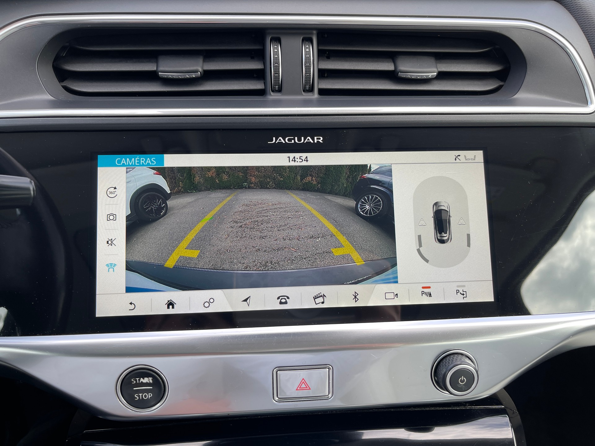 JAGUAR I-Pace EV400 SE AWD-image-10
